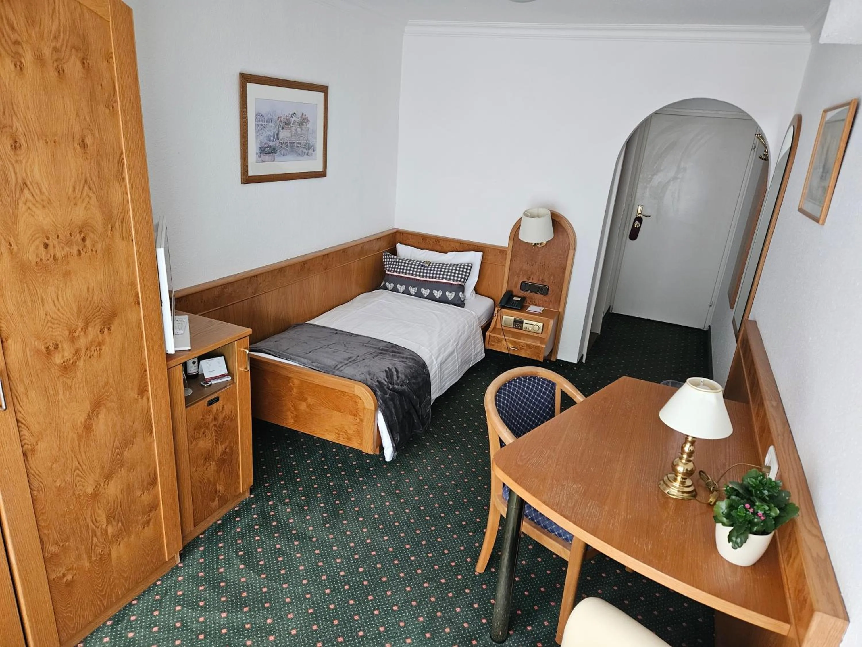 Photo of the whole room, Bed in Hotel Quellenhof