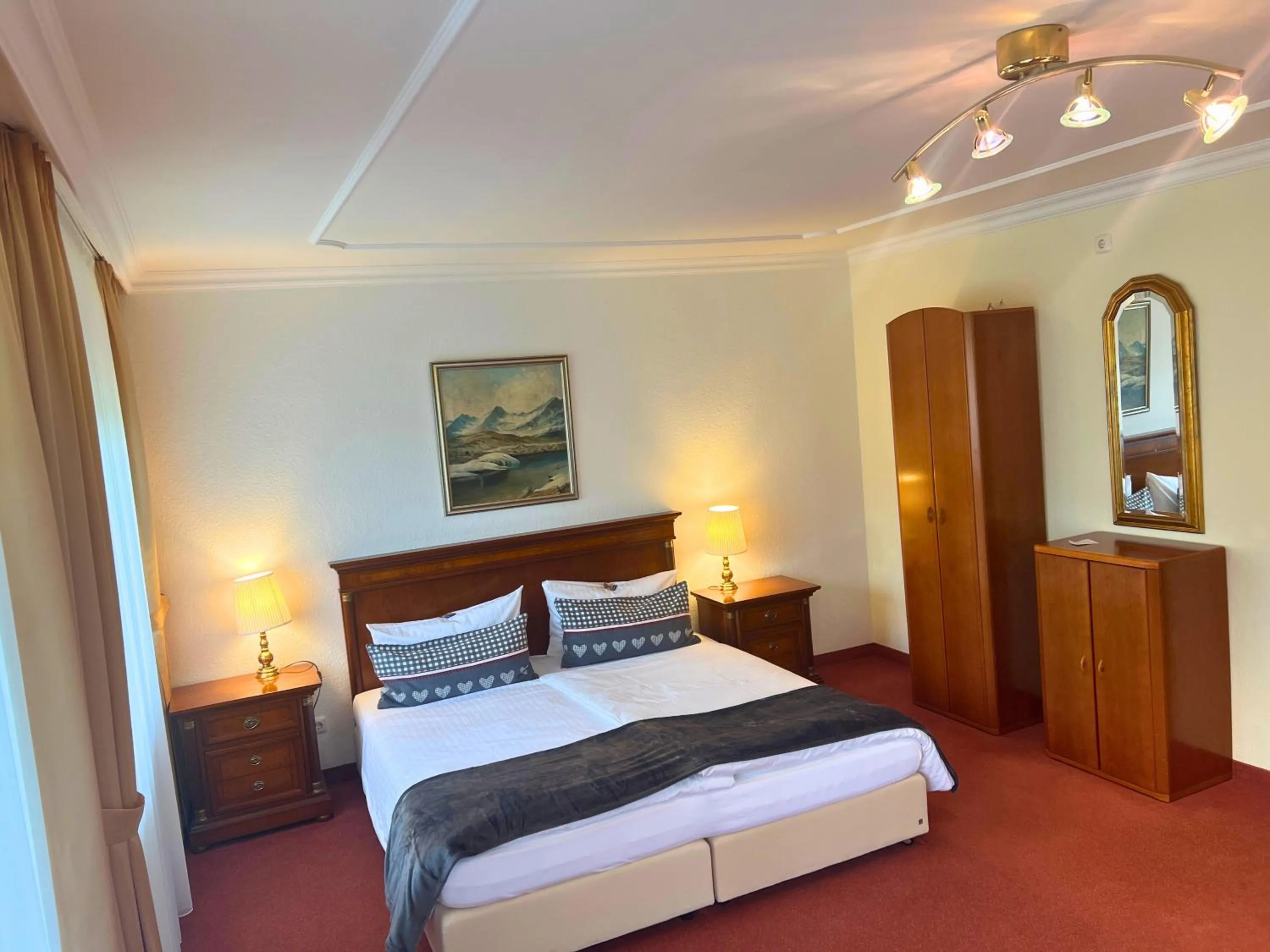 Bed in Hotel Quellenhof