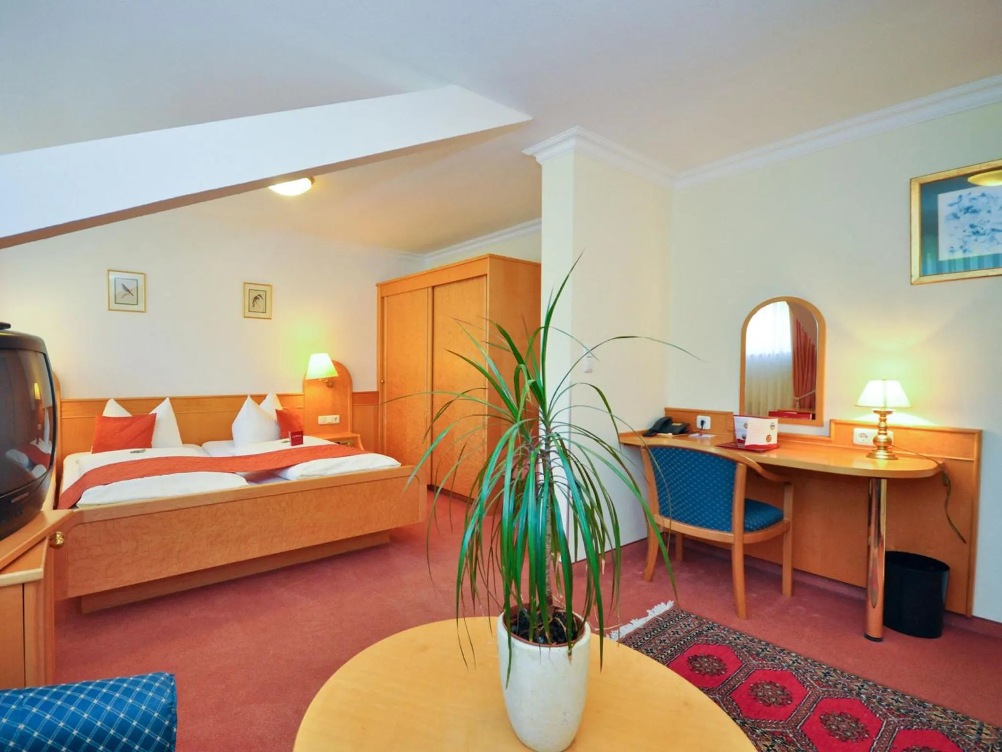 Photo of the whole room, Bed in Hotel Quellenhof