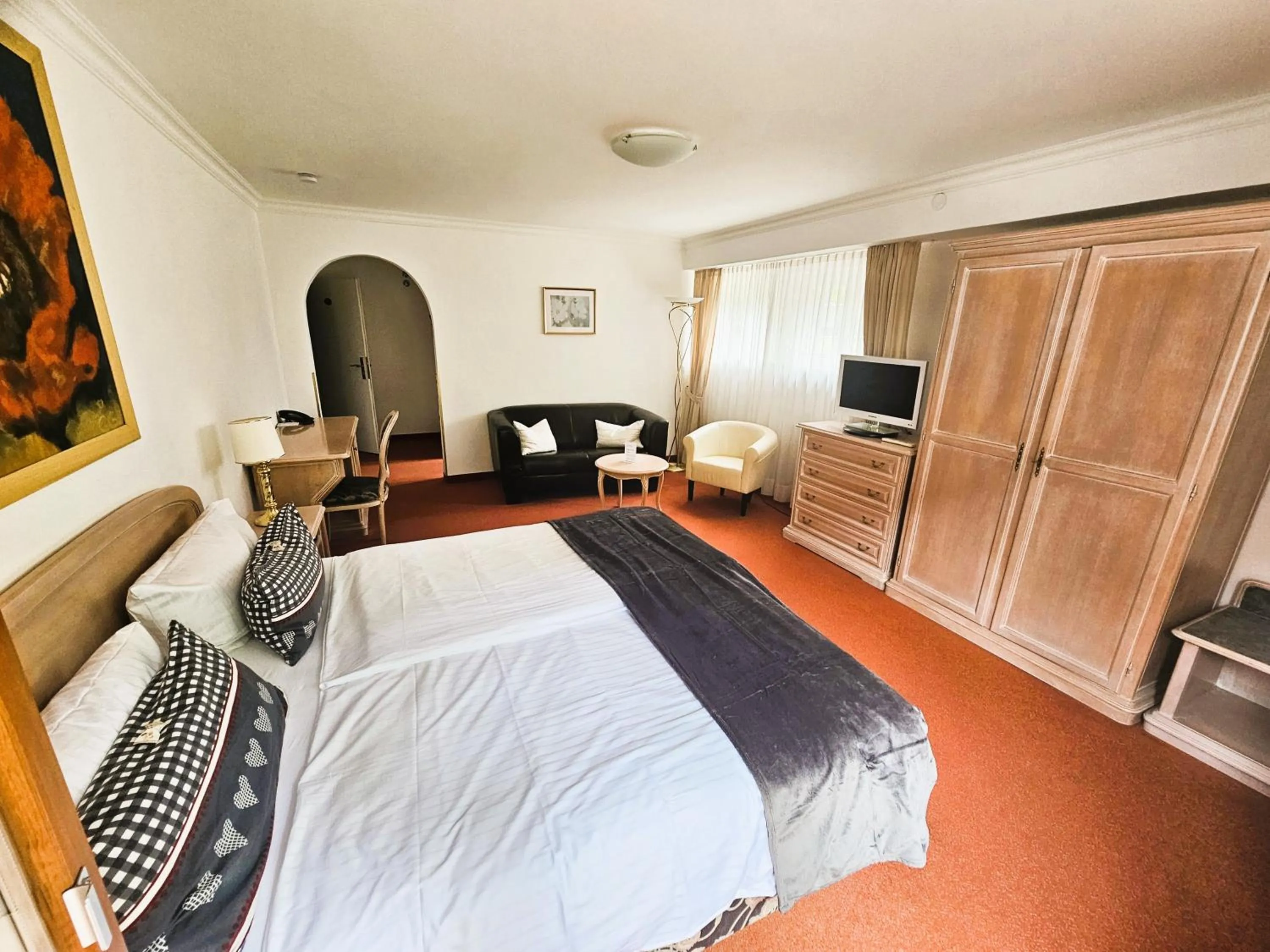 Photo of the whole room, Bed in Hotel Quellenhof