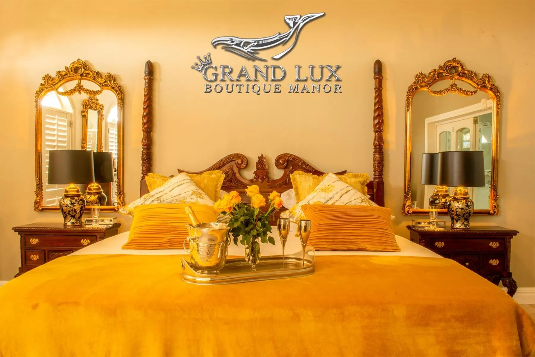 Bed in Grand Lux Boutique Manor