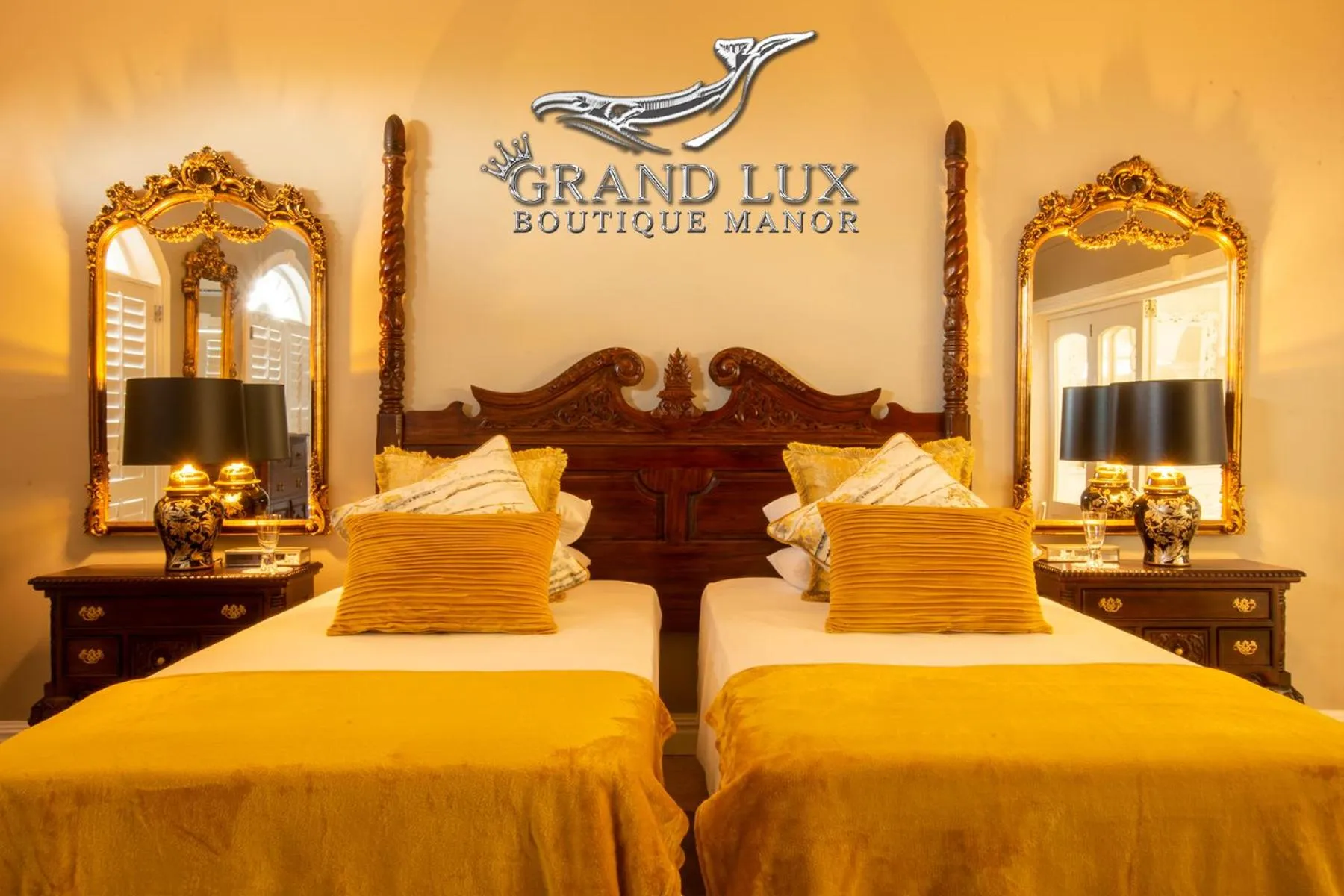 Bed in Grand Lux Boutique Manor