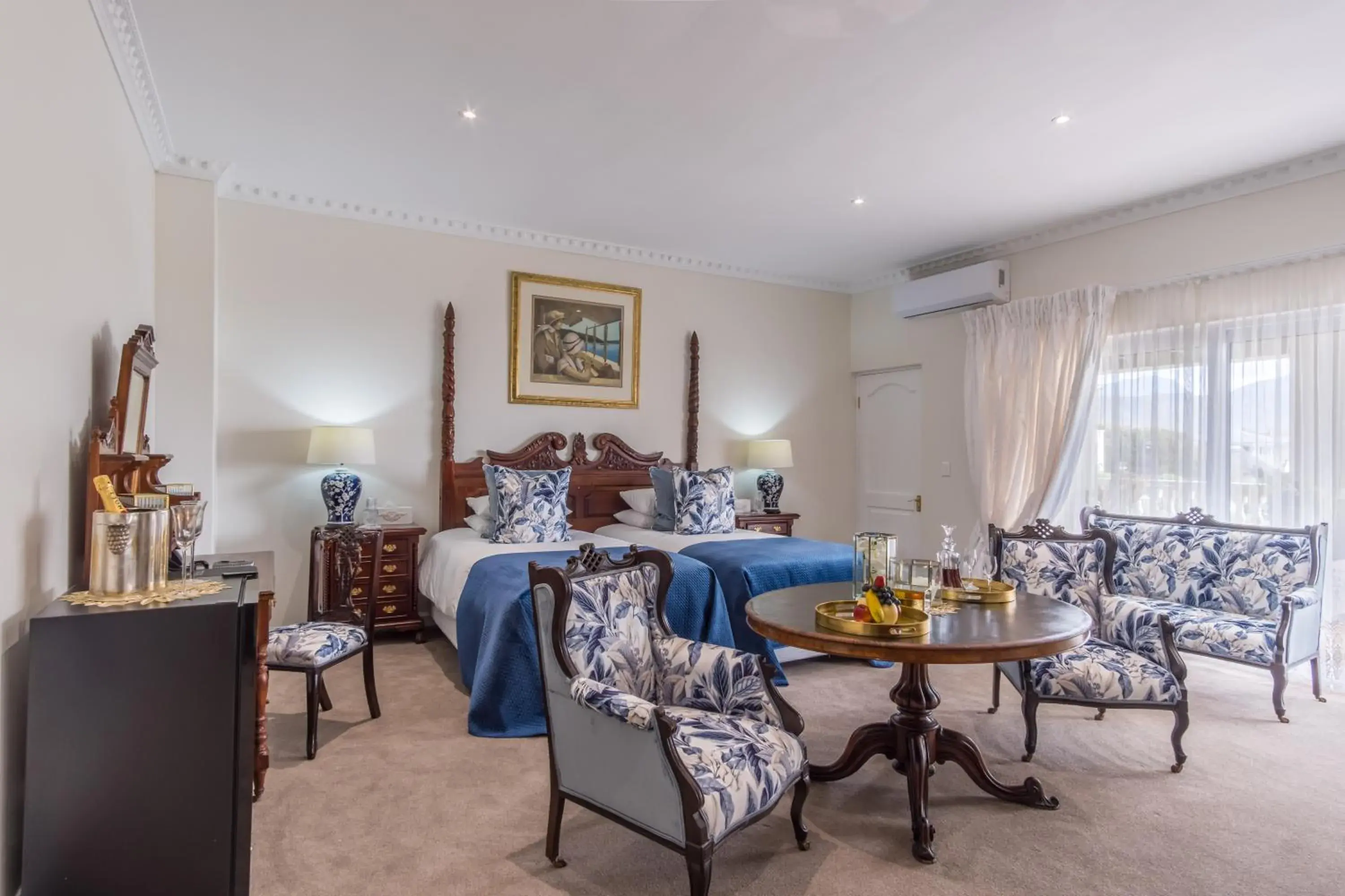 Deluxe Suite with Sea View in Grand Lux Boutique Manor Deluxe Suite with Sea View in Grand Lux Boutique Manor