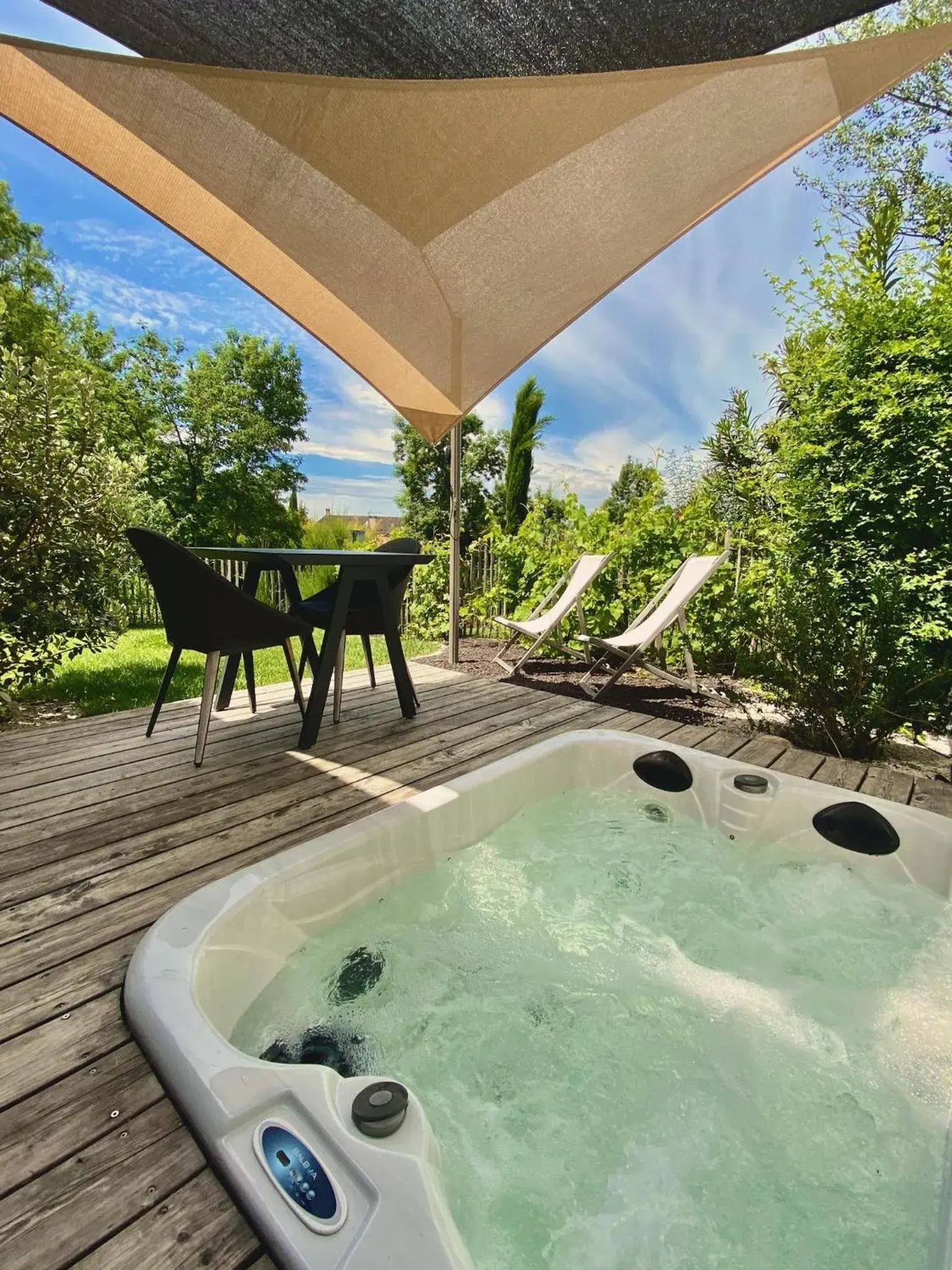 Chambres avec Jacuzzi privatif - Kassiopée Bed & Spa Chambres avec Jacuzzi privatif - Kassiopée Bed & Spa