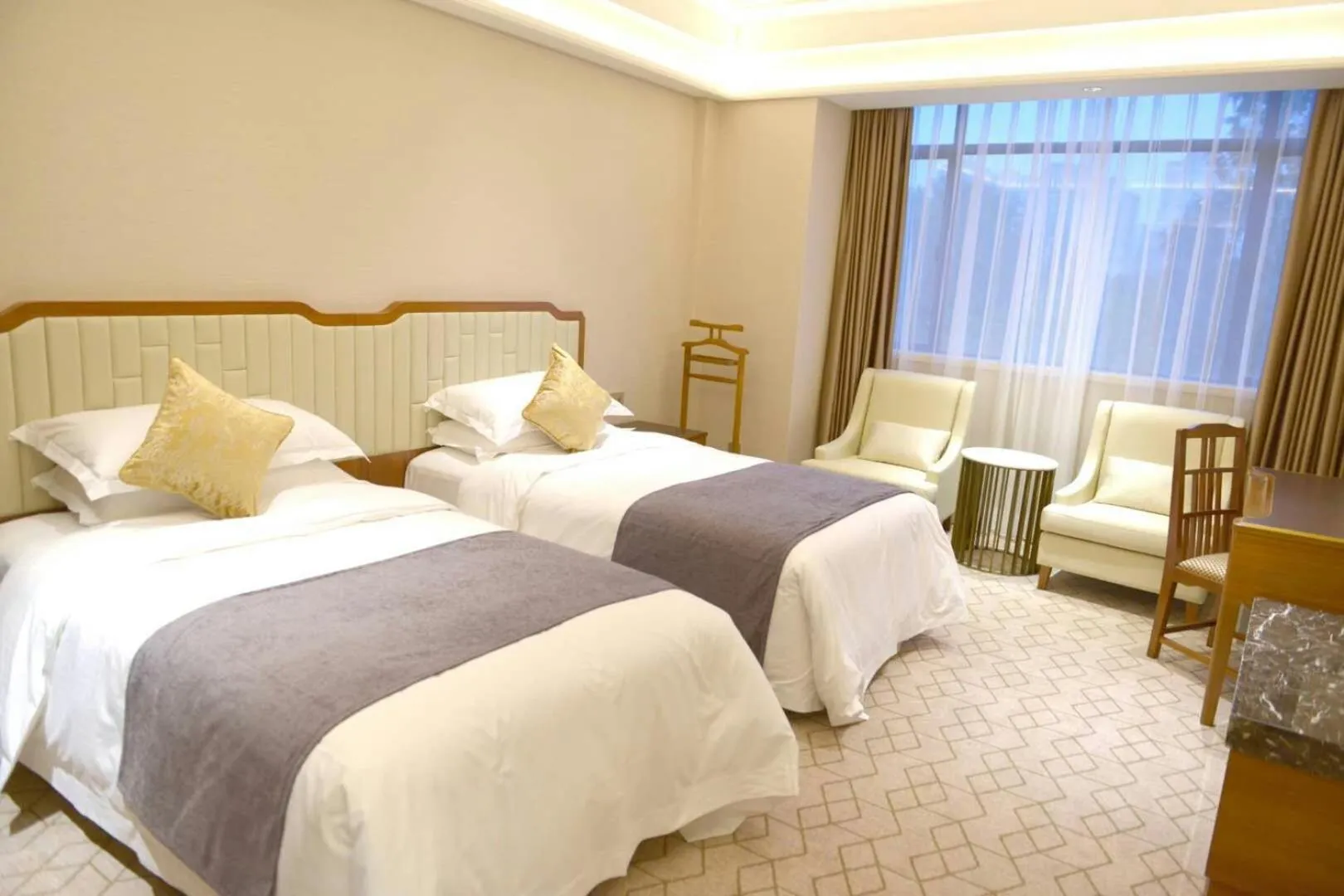 Hengshan Picardie Hotel