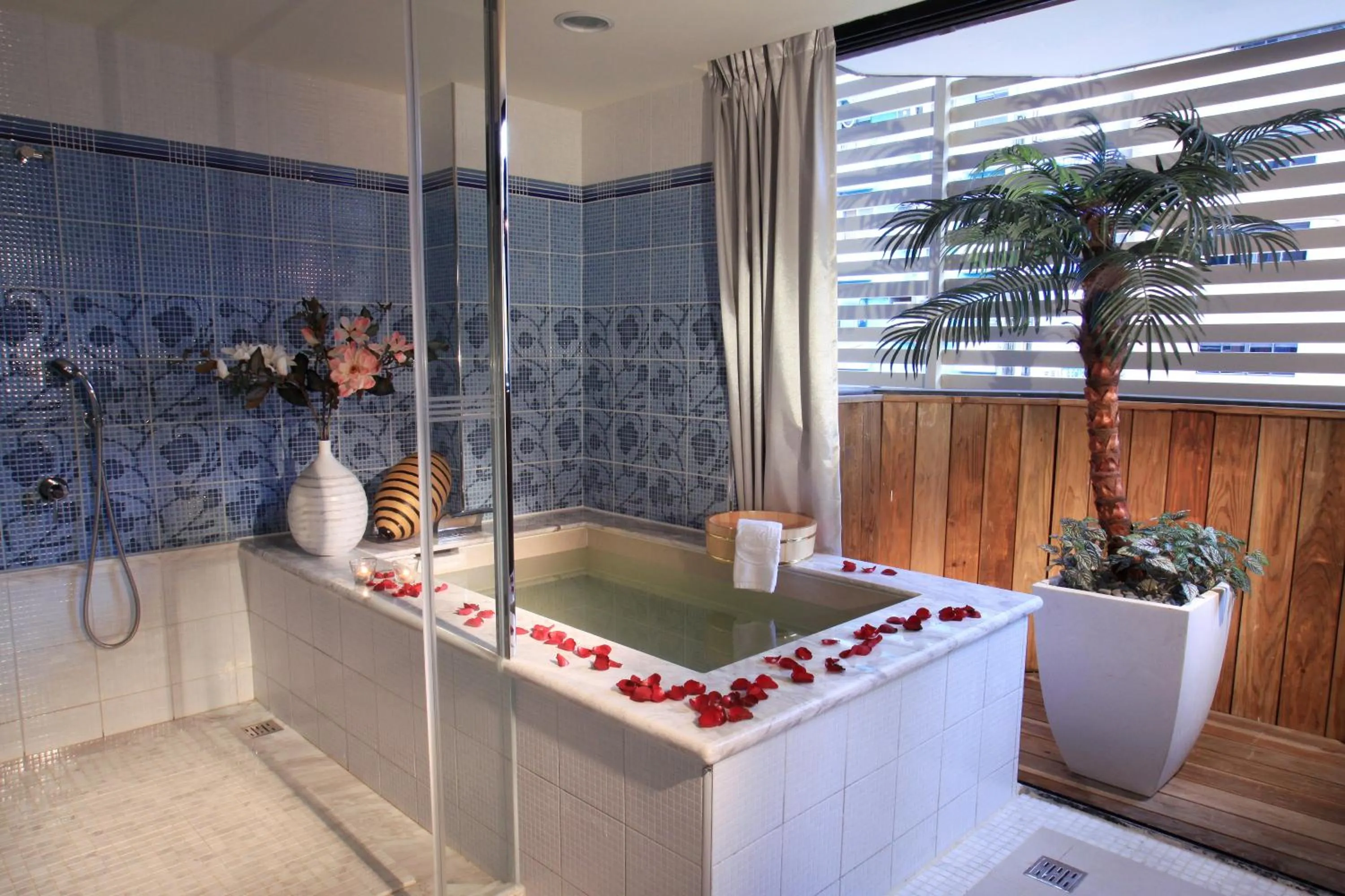 Hot Tub in Chuang-Tang Spring SPA Hotel - Deyang