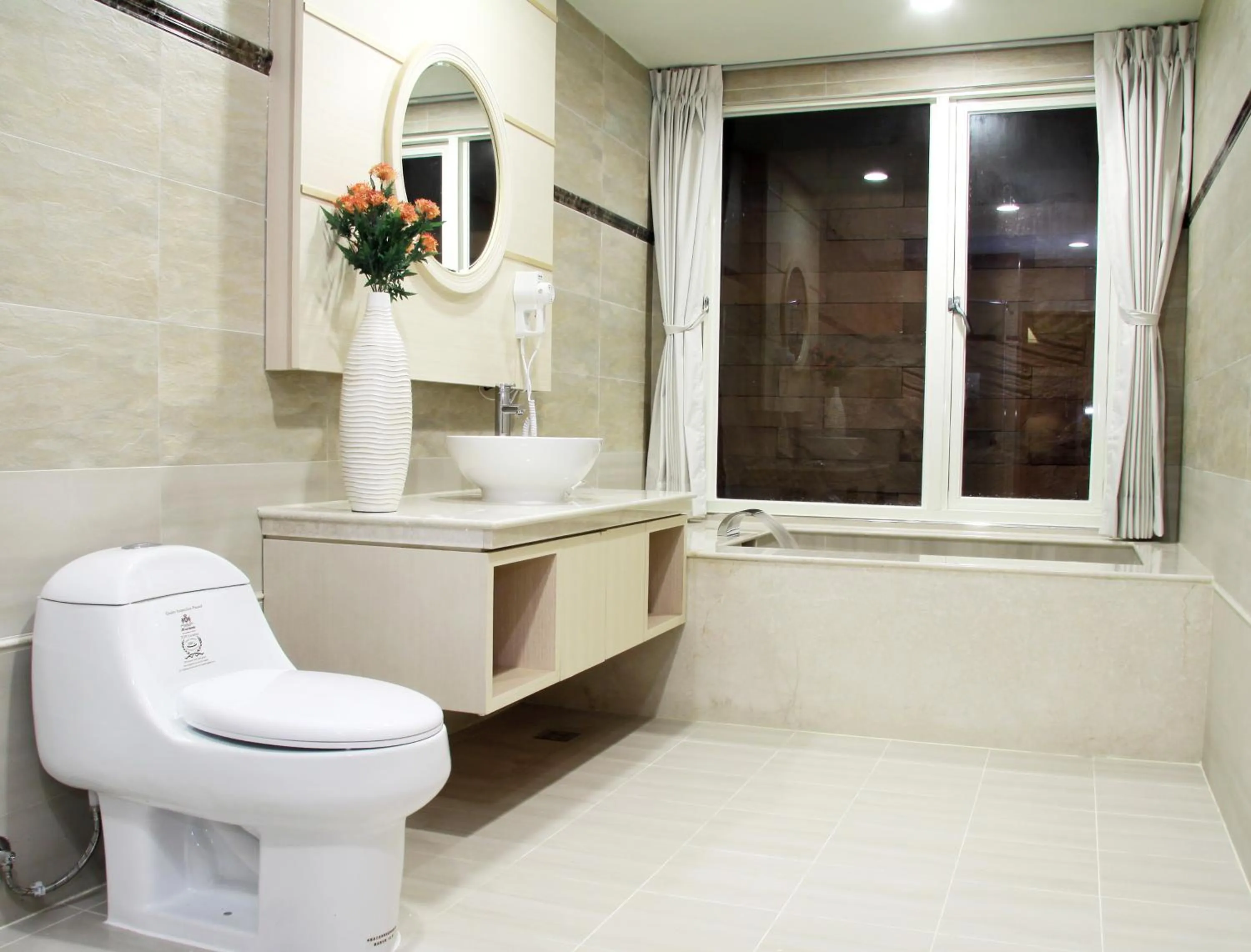 Toilet in Chuang-Tang Spring SPA Hotel - Deyang