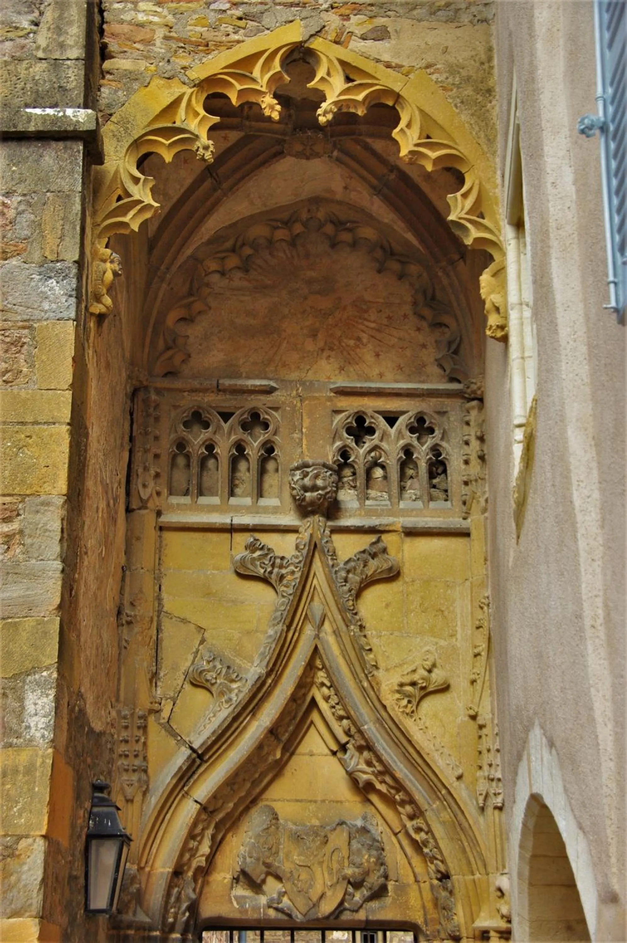 Nearby landmark in Le vieux pont