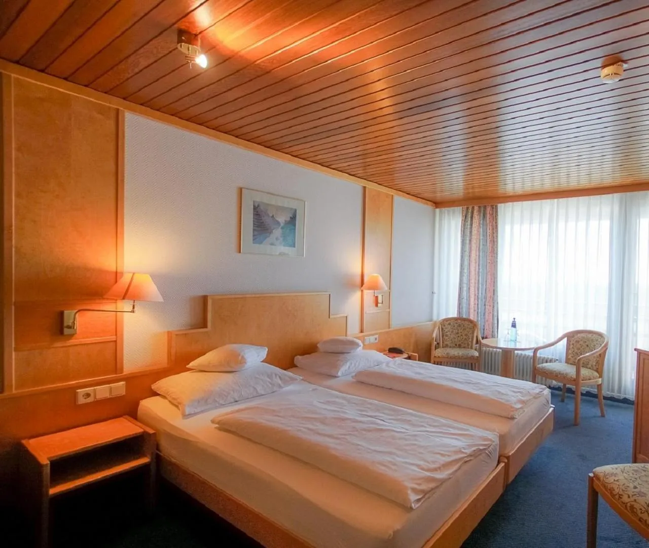 Photo of the whole room, Bed in Hotel Stadt Breisach