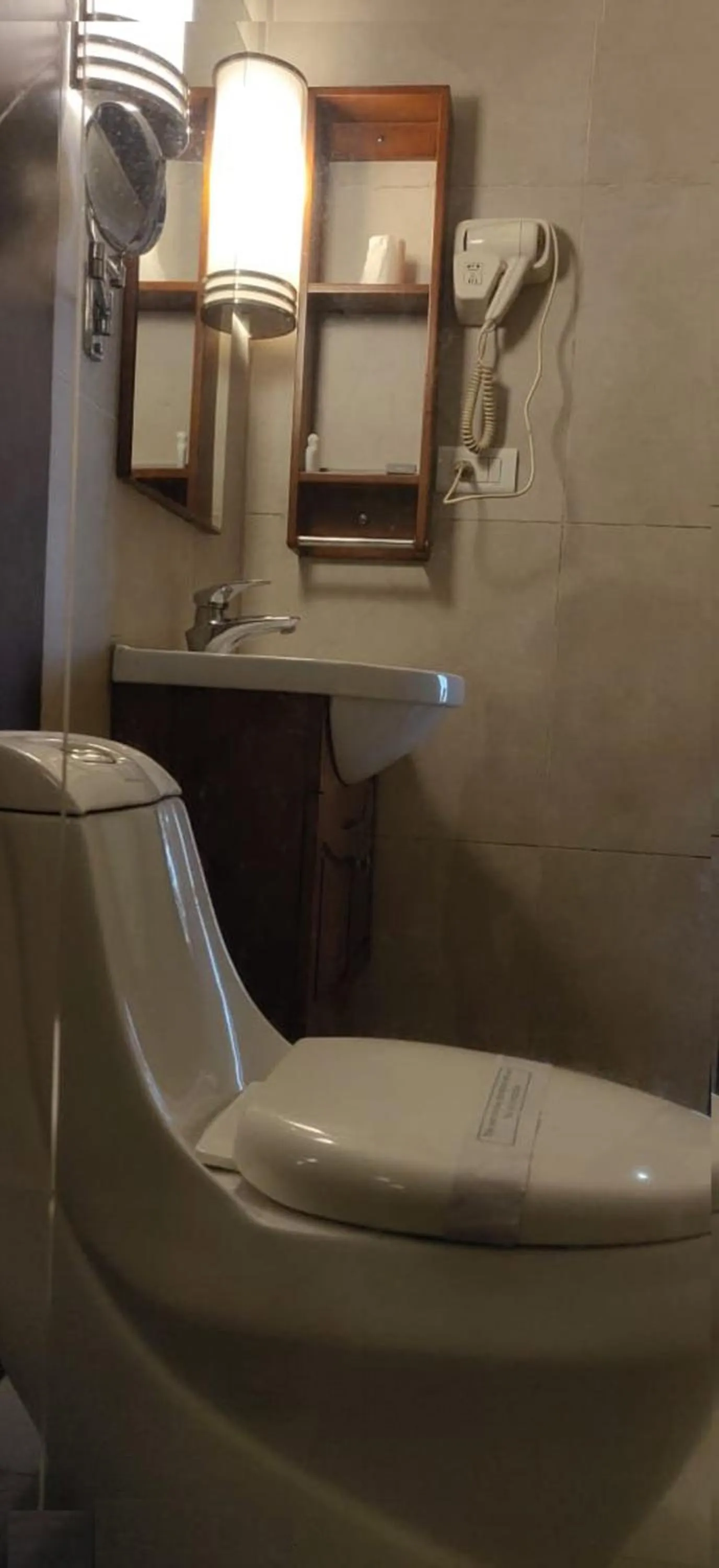 Bathroom in Hotel All Season