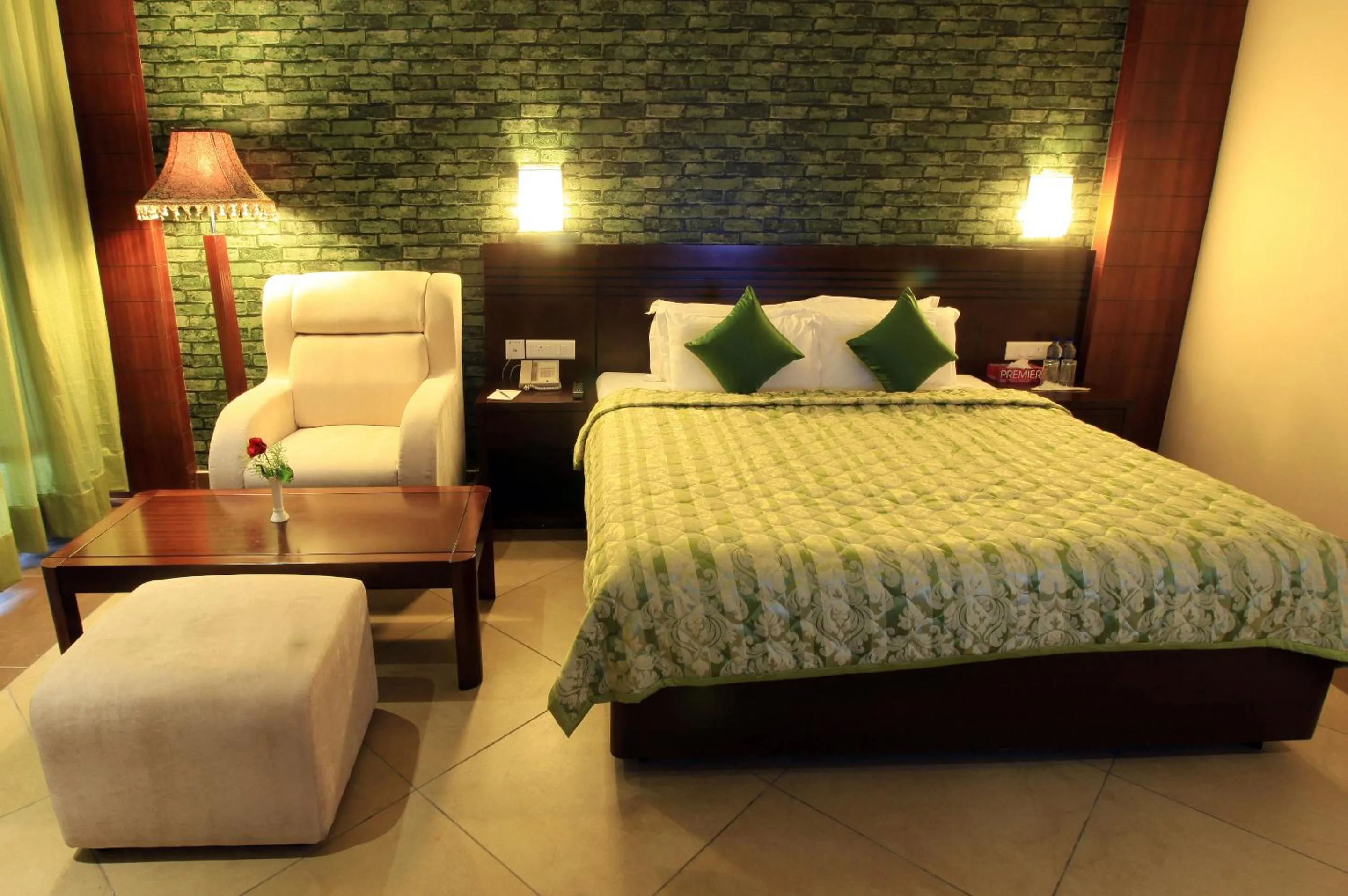 Photo of the whole room, Bed in Hotel All Season