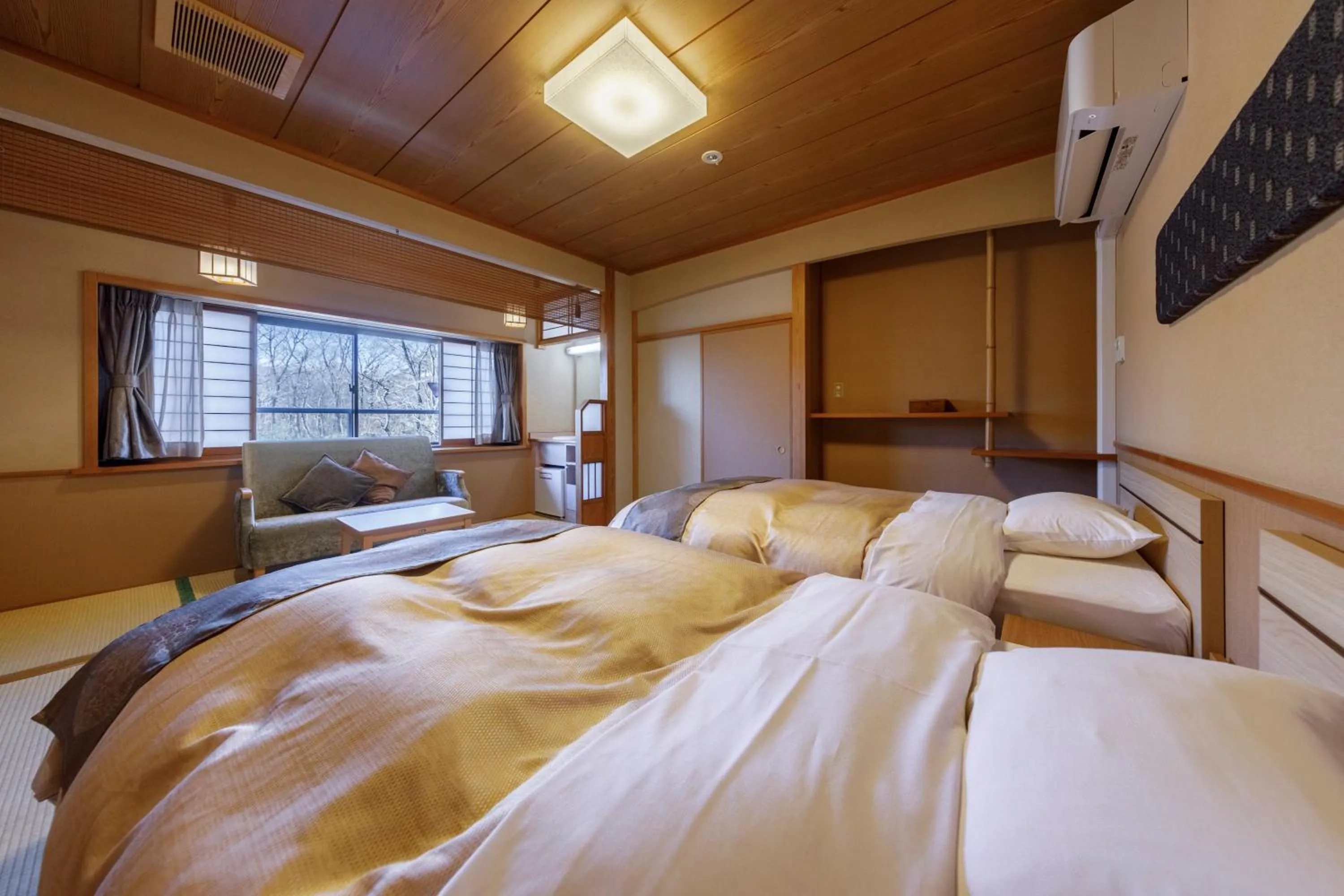 Bed in Jizaiso