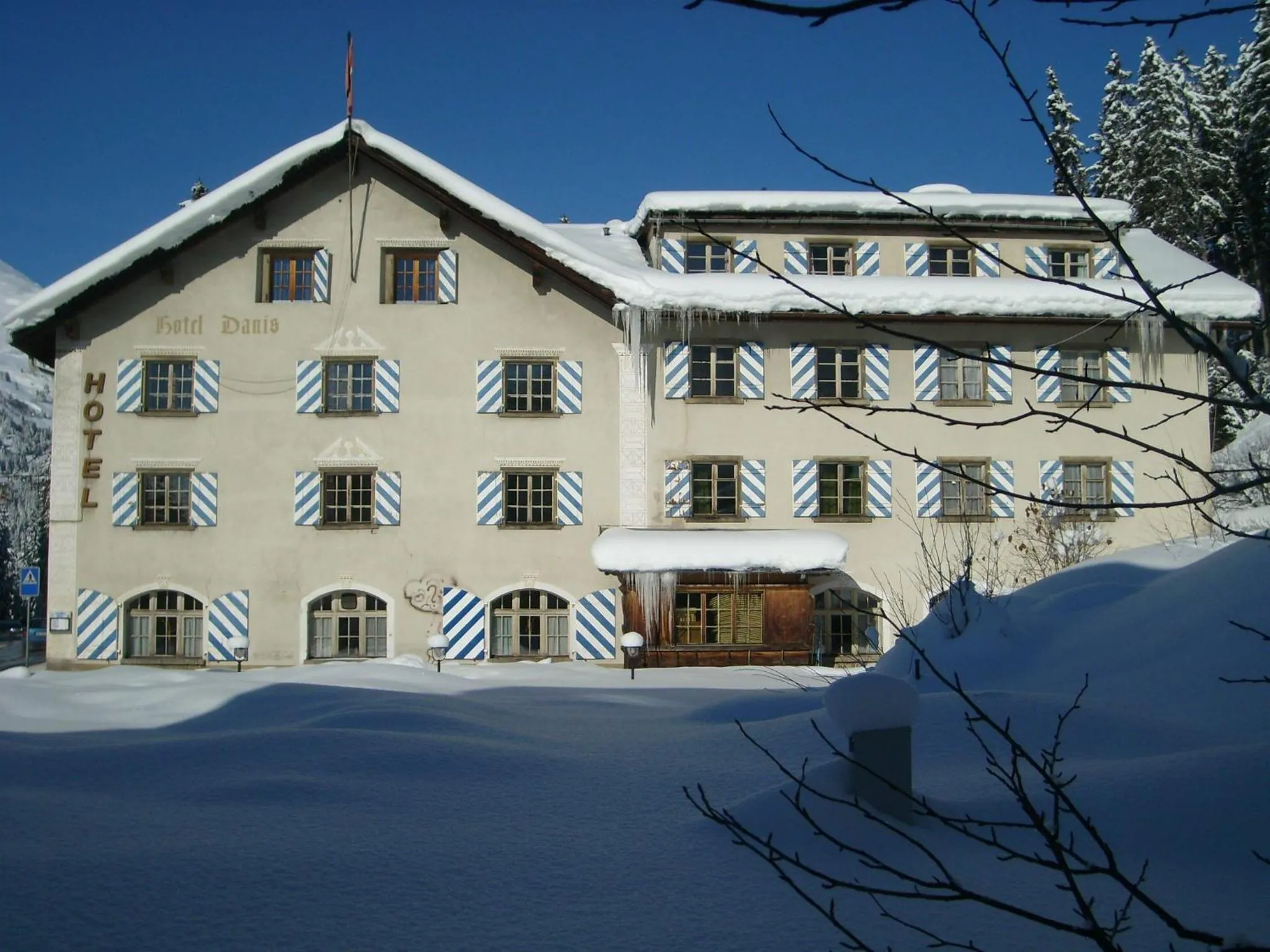 Property building in Hotel Danis