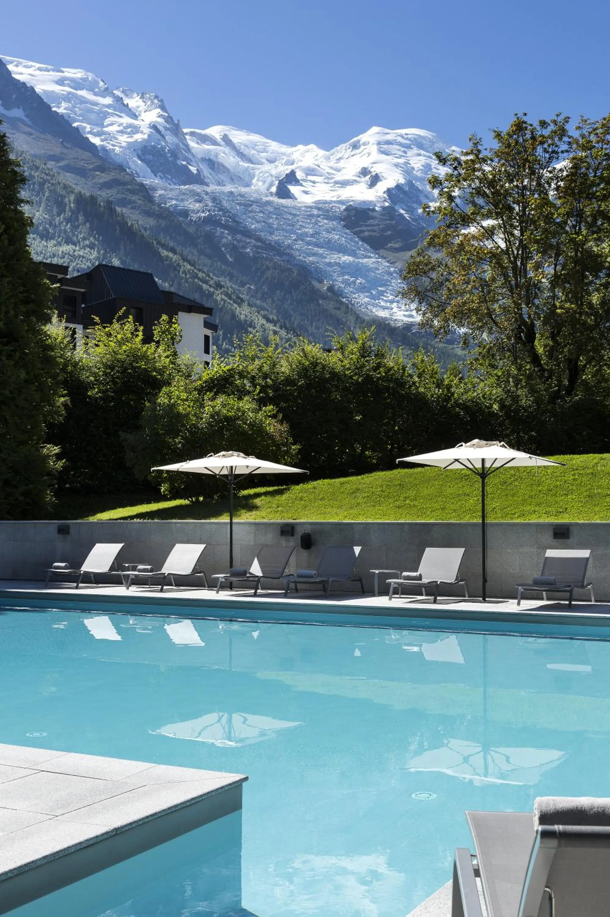 Swimming pool in Hôtel Mont-Blanc Chamonix
