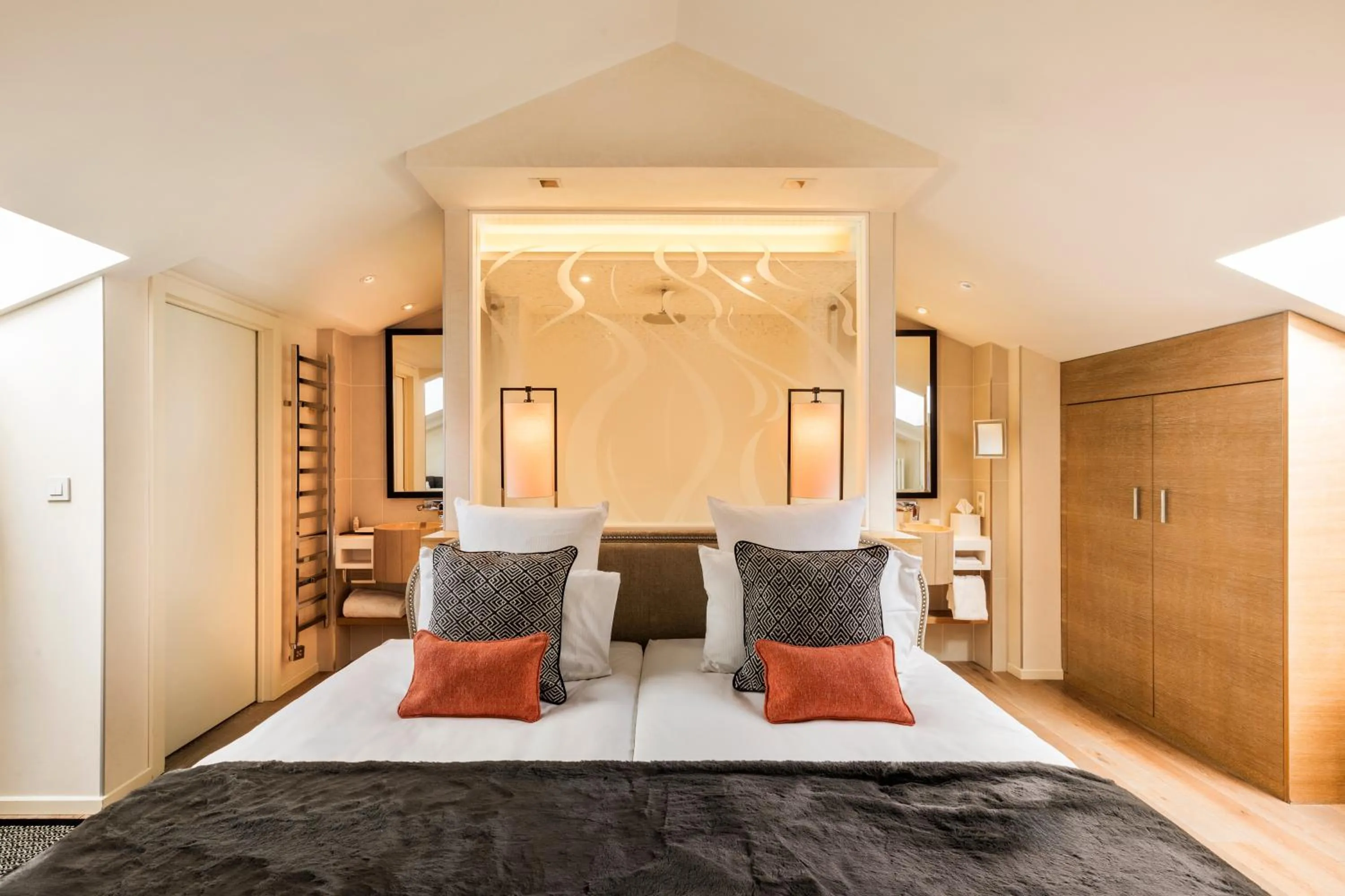 Bed in Hôtel Mont-Blanc Chamonix