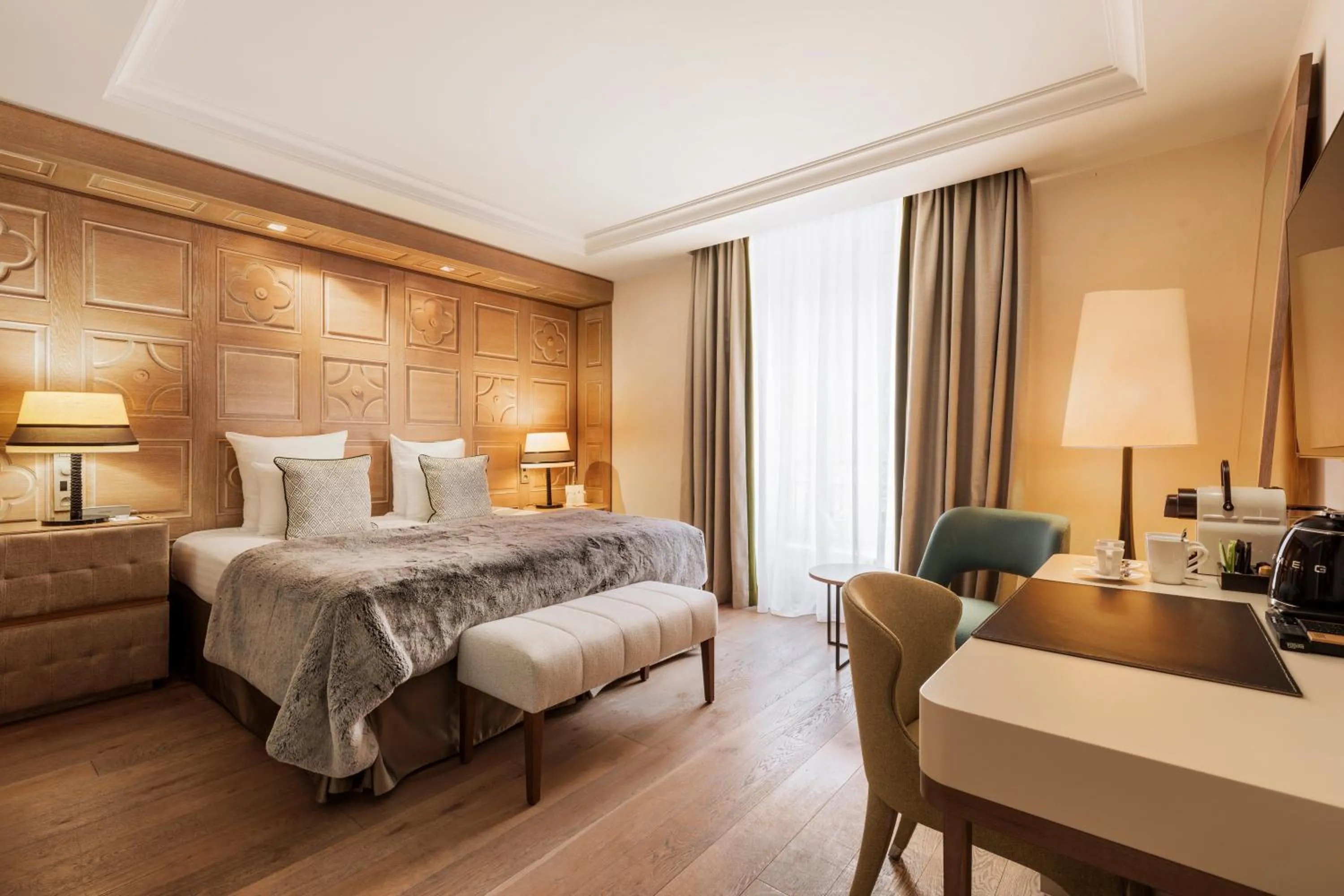 Bed in Hôtel Mont-Blanc Chamonix