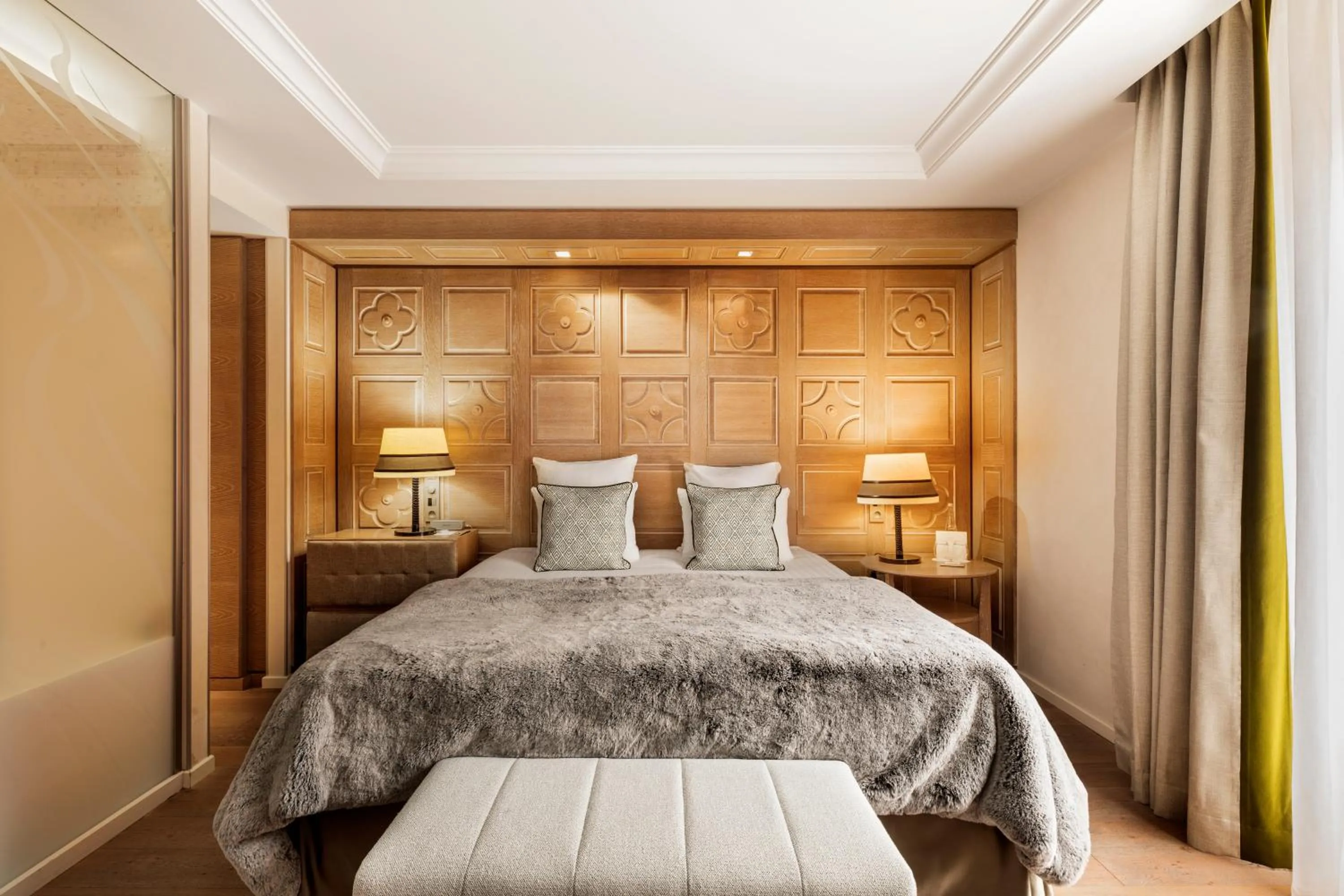 Bed in Hôtel Mont-Blanc Chamonix