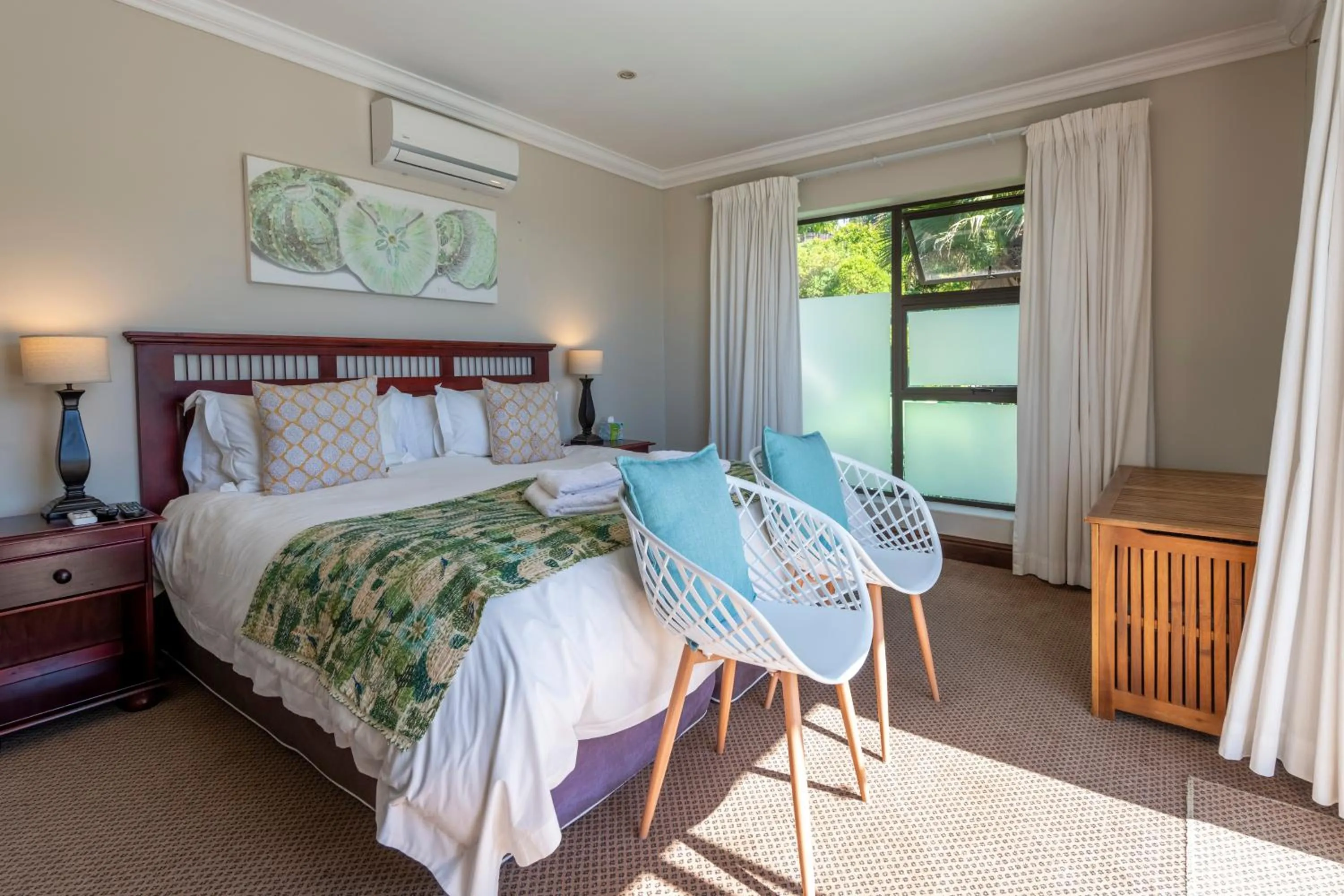 Bedroom, Bed in 6 On Protea