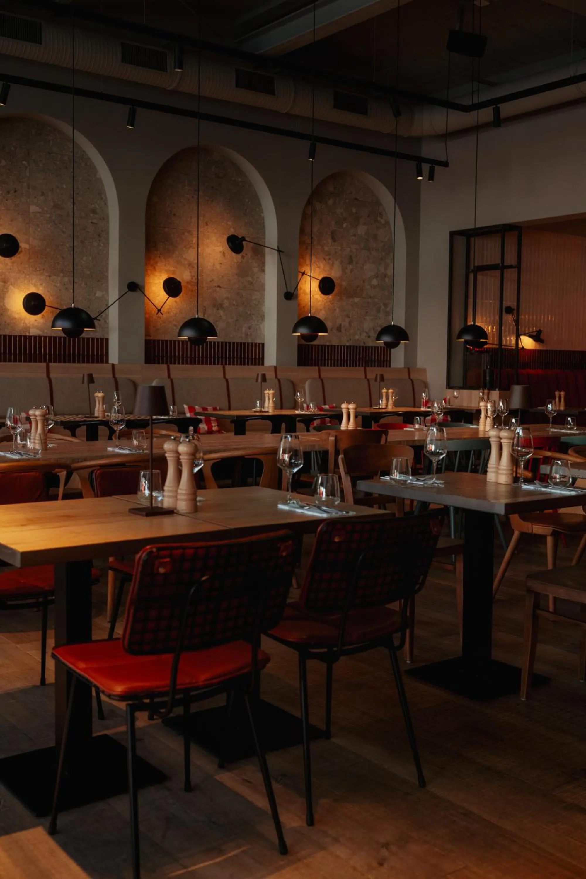 Restaurant/places to eat in LOEV - VELA Hotels