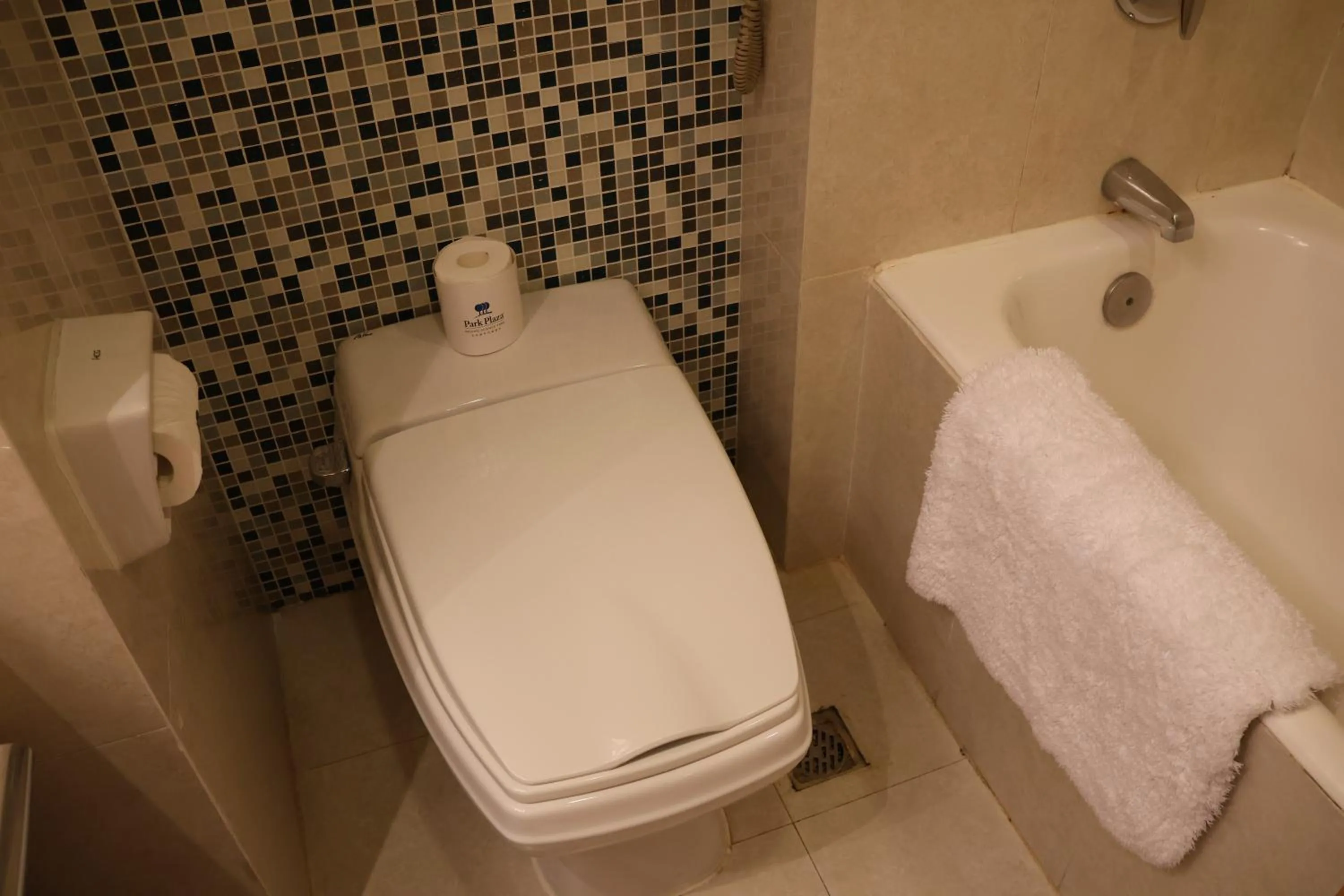 Bathroom in Park Plaza Beijing Science Park