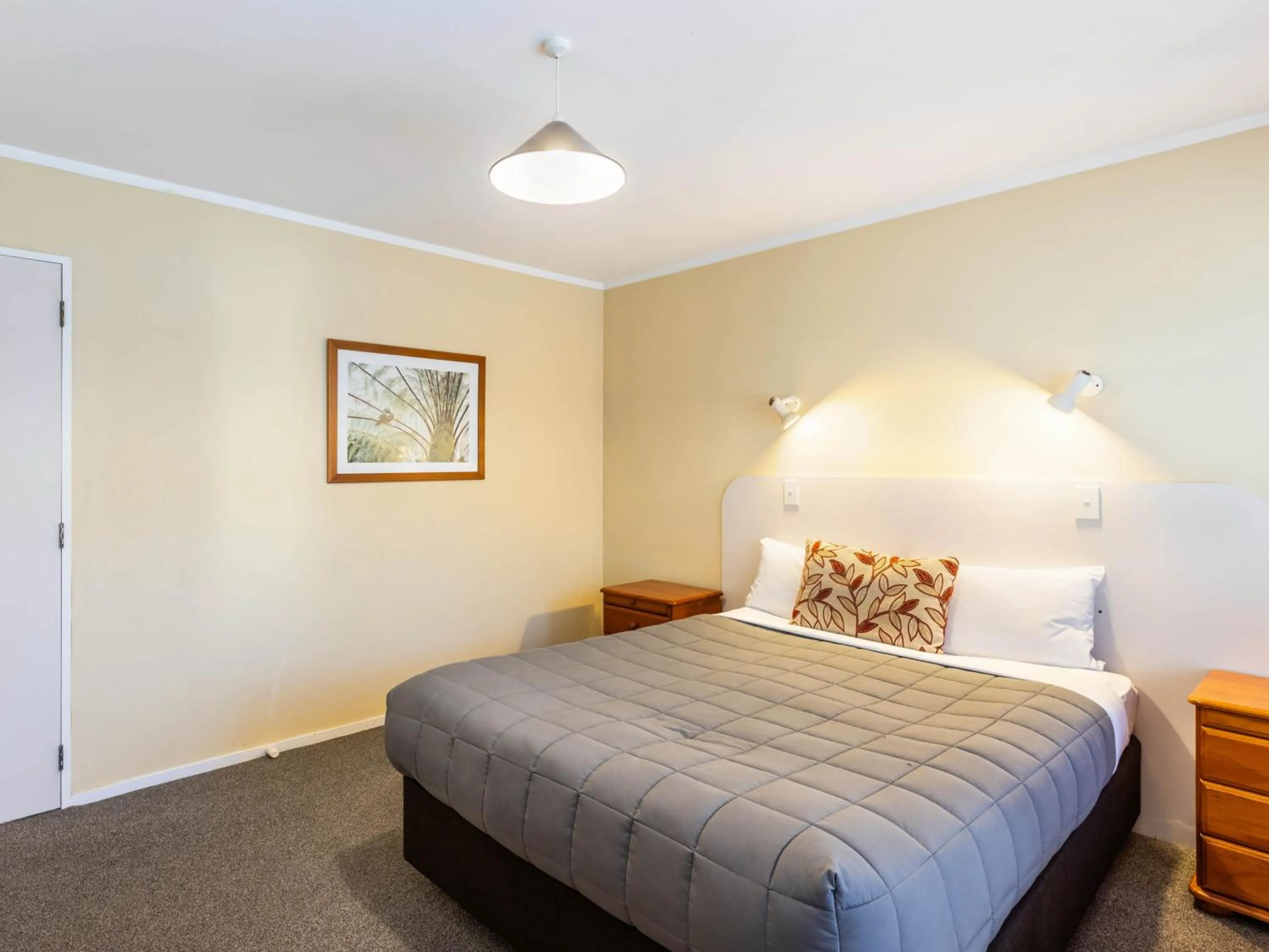 Bed in Turangi Leisure Lodge