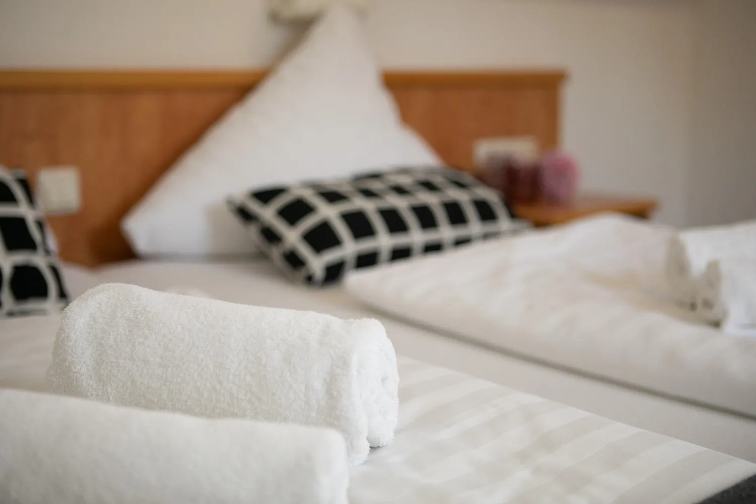 Photo of the whole room, Bed in Hotel Zur Burg Sternberg