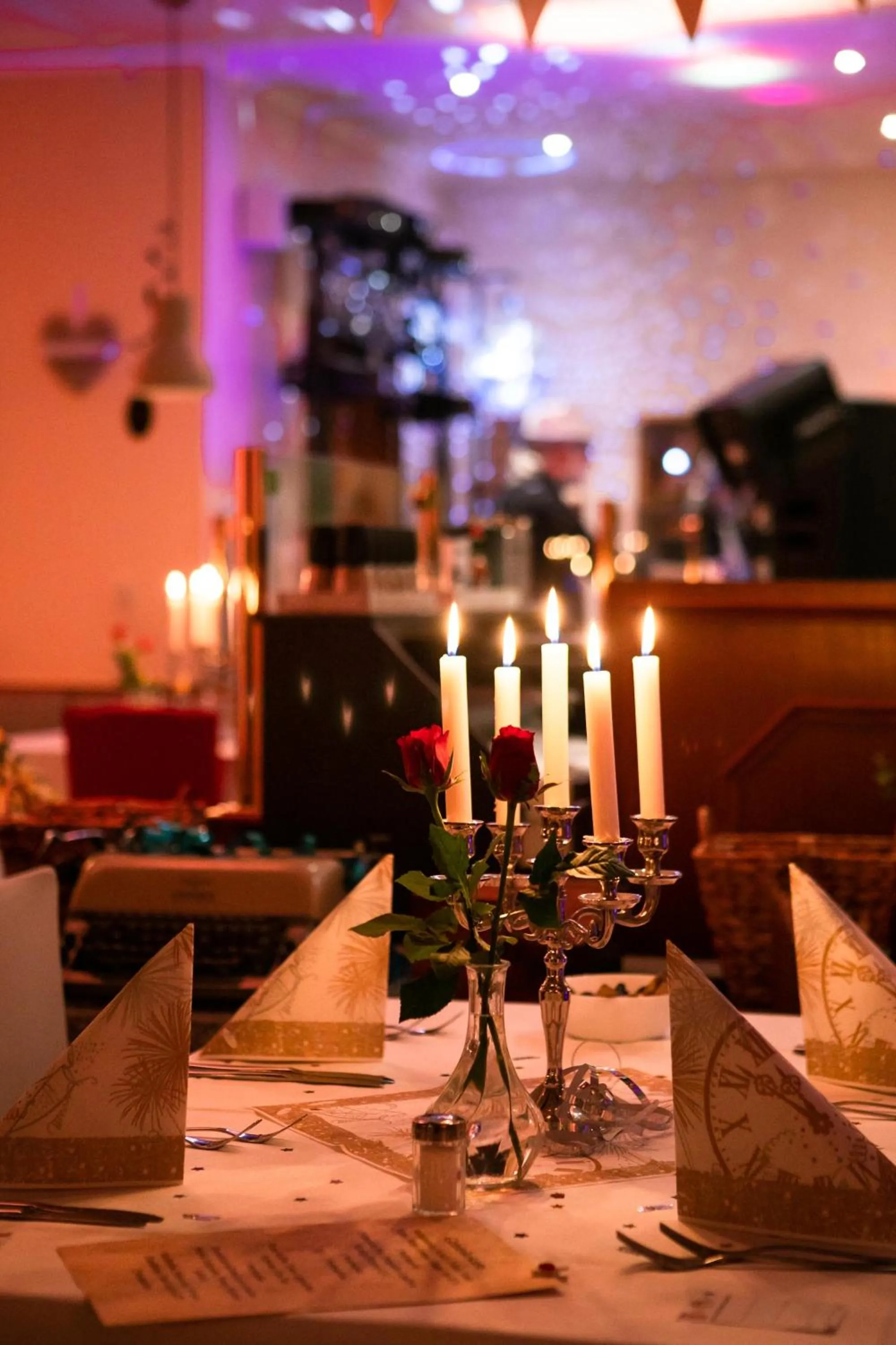 Restaurant/places to eat in Hotel Zur Burg Sternberg