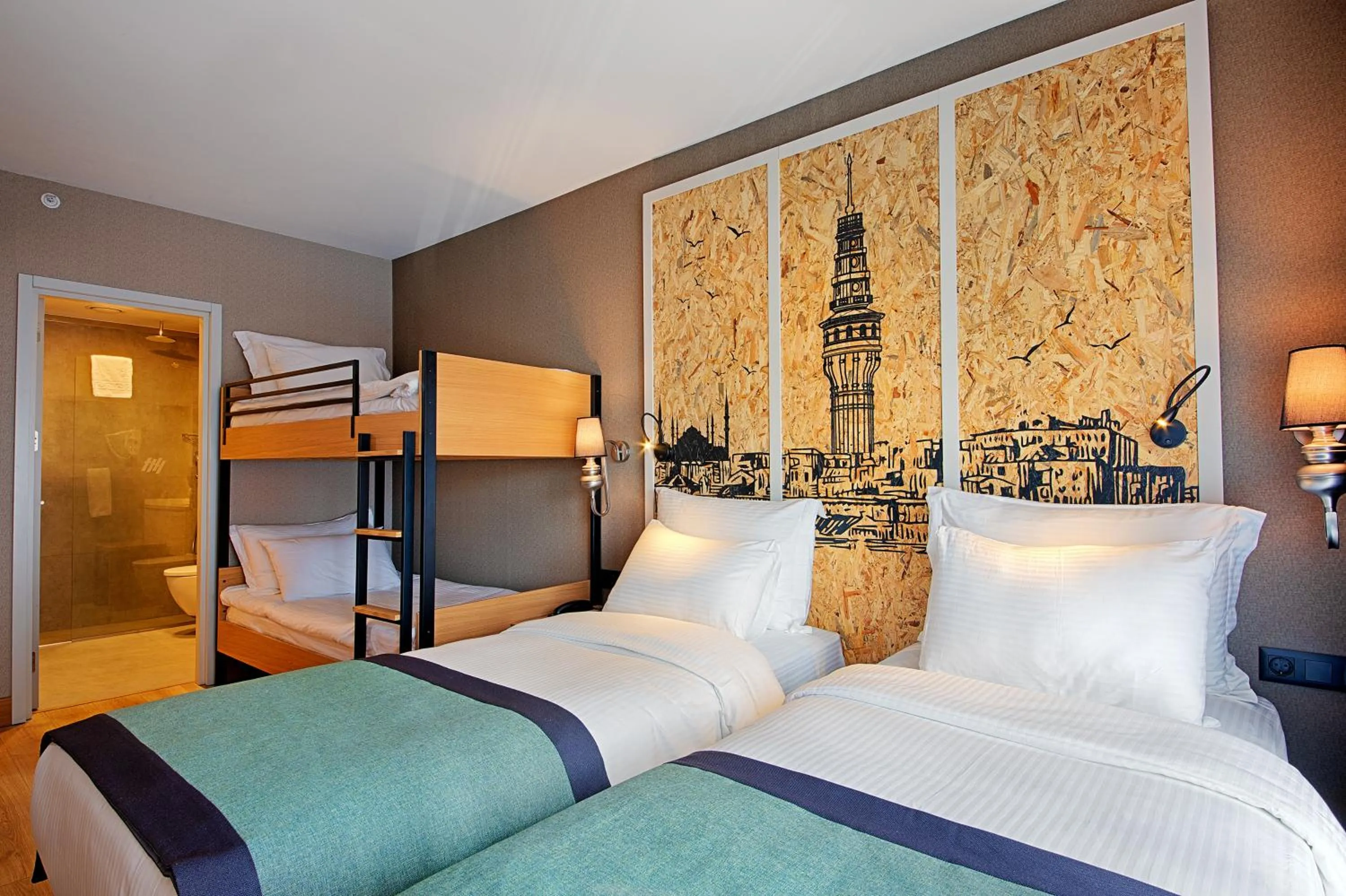 Photo of the whole room, Bed in The Halich Hotel Istanbul Karakoy - Special Category