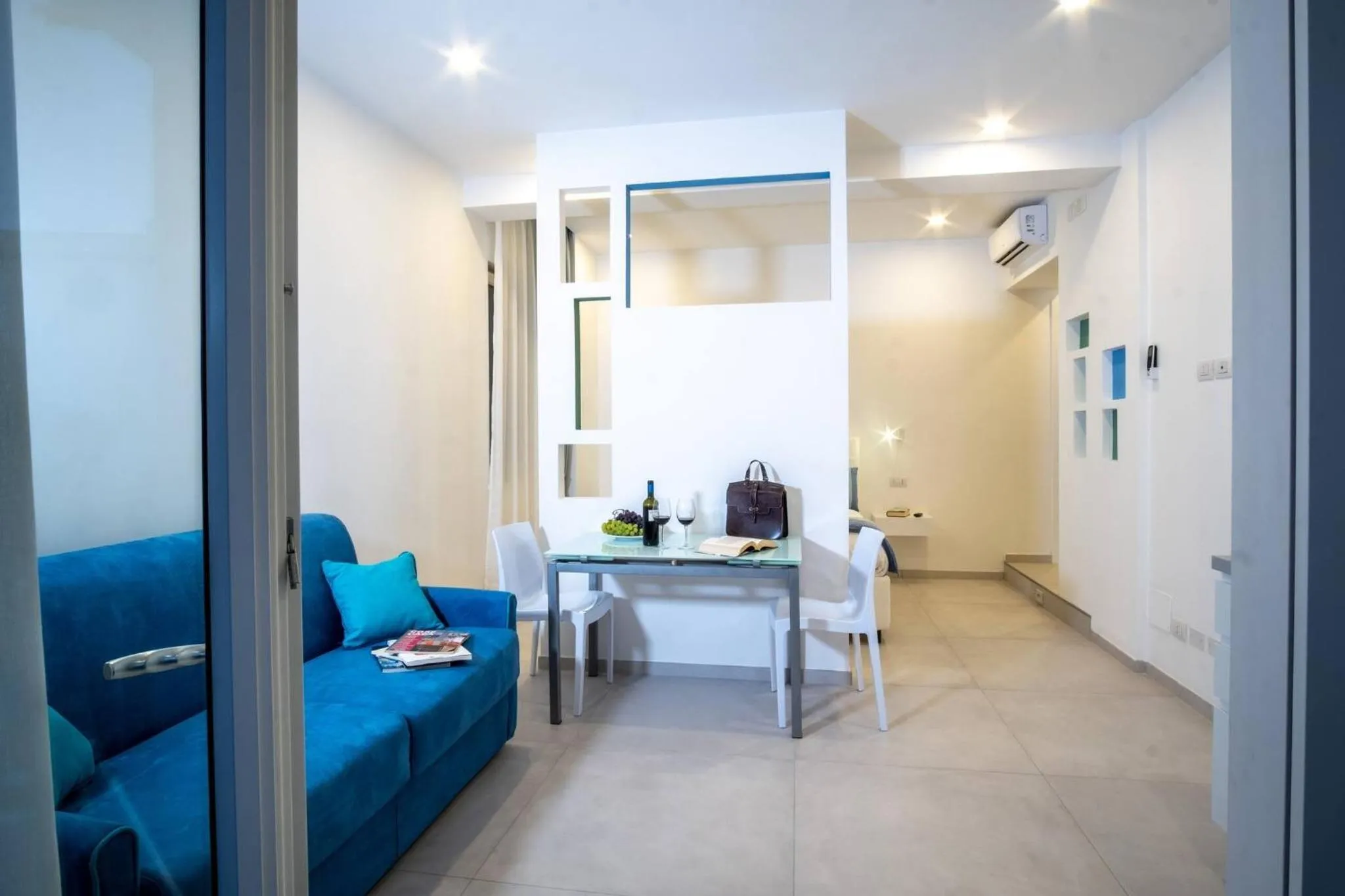Communal lounge/ TV room in SorrentoVibes - Family Apartment in Sorrento Centre