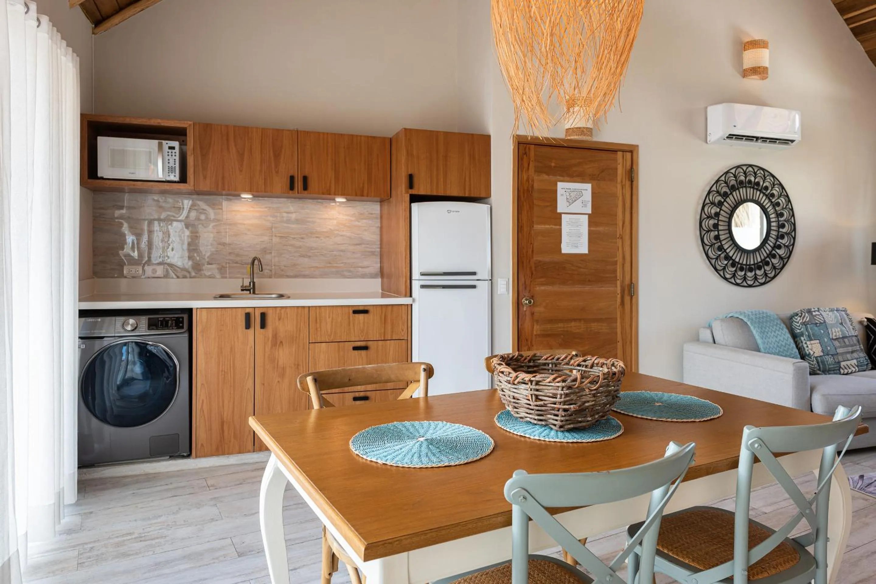 Kitchen or kitchenette in TAKUMA BOUTIK HOTEL