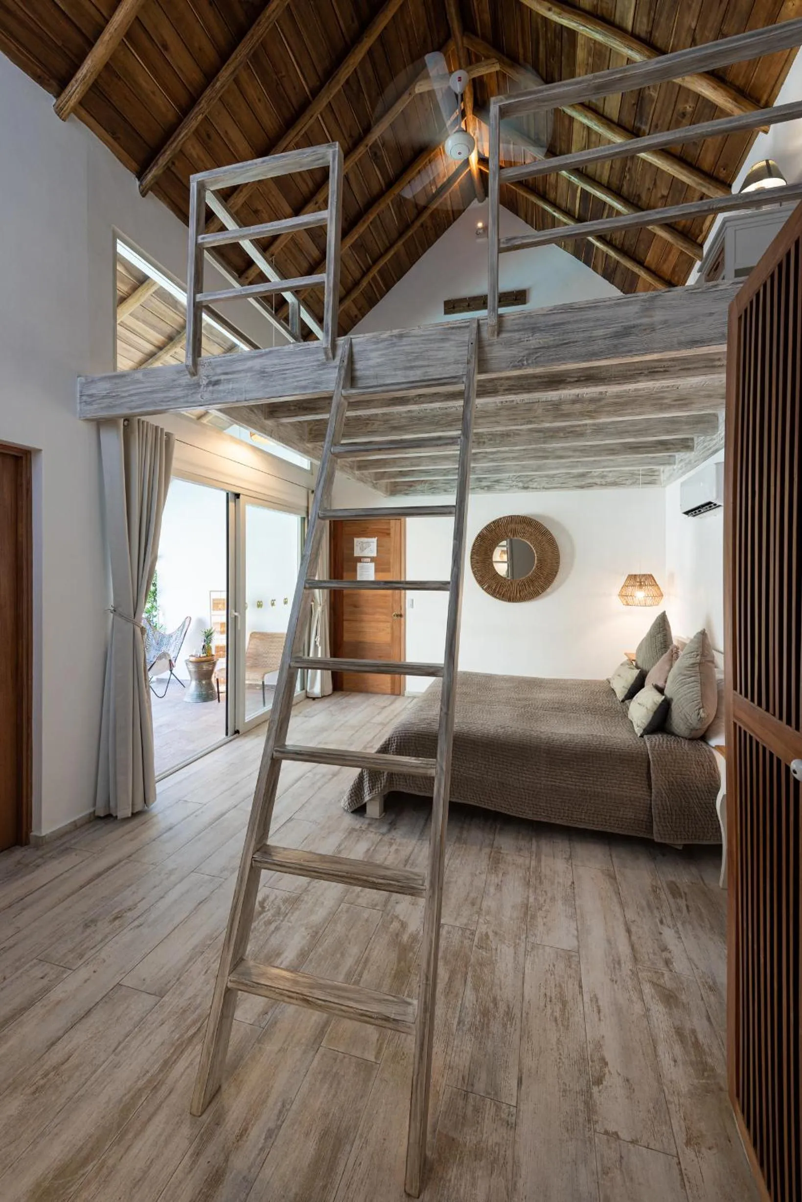 Photo of the whole room, Bed in TAKUMA BOUTIK HOTEL