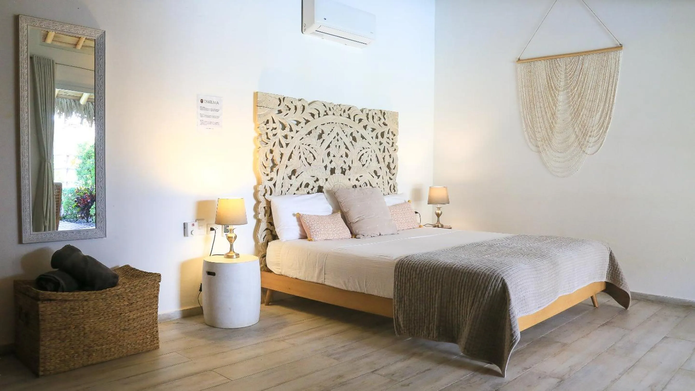 Bed in TAKUMA BOUTIK HOTEL