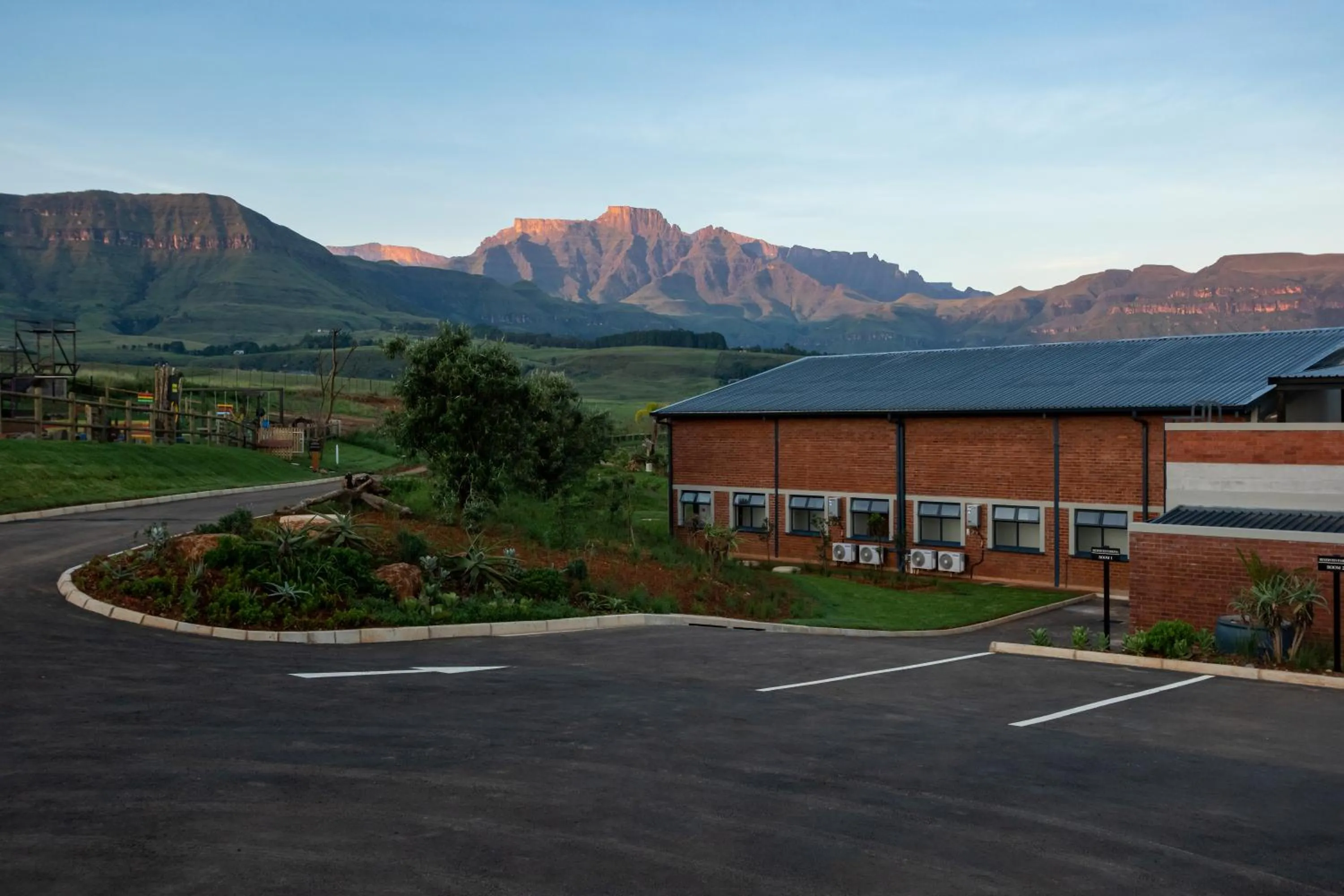 Property building in Dragonview Lodge