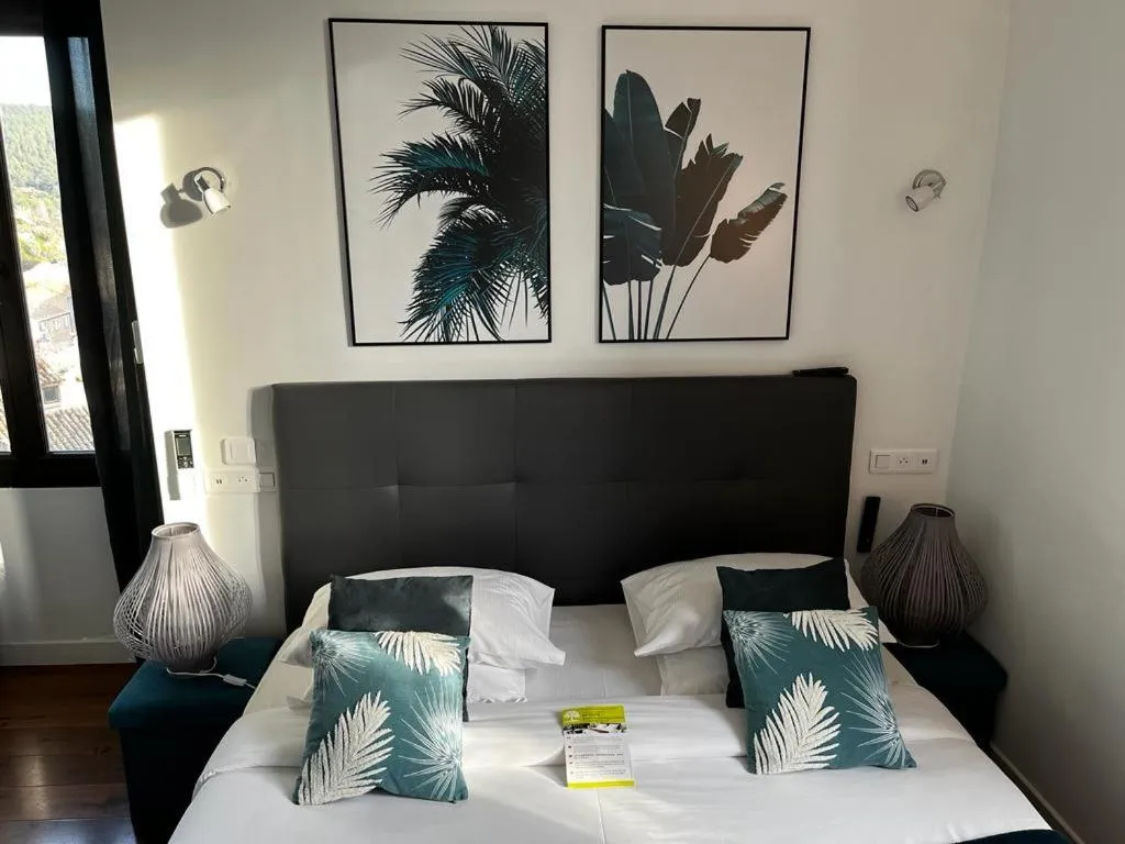 Bed in Le Château d'Argens