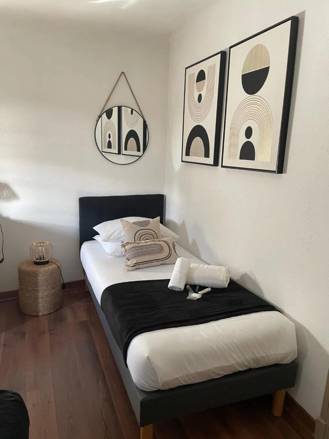 Bed in Le Château d'Argens