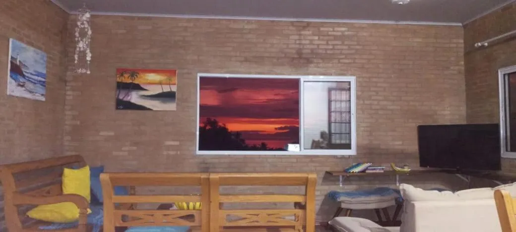 Cobertura na Enseada a 80 m da areia