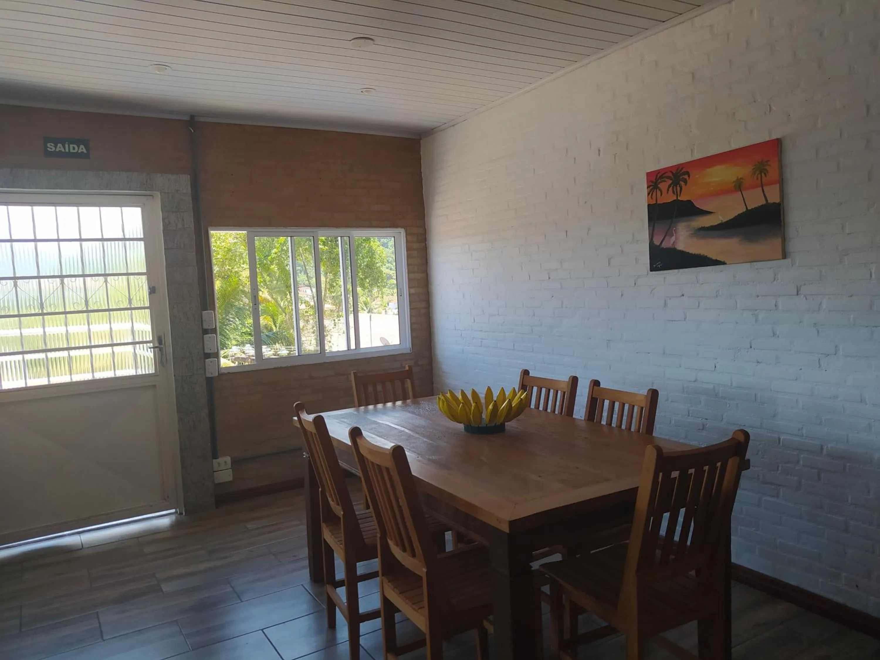 Cobertura na Enseada a 80 m da areia