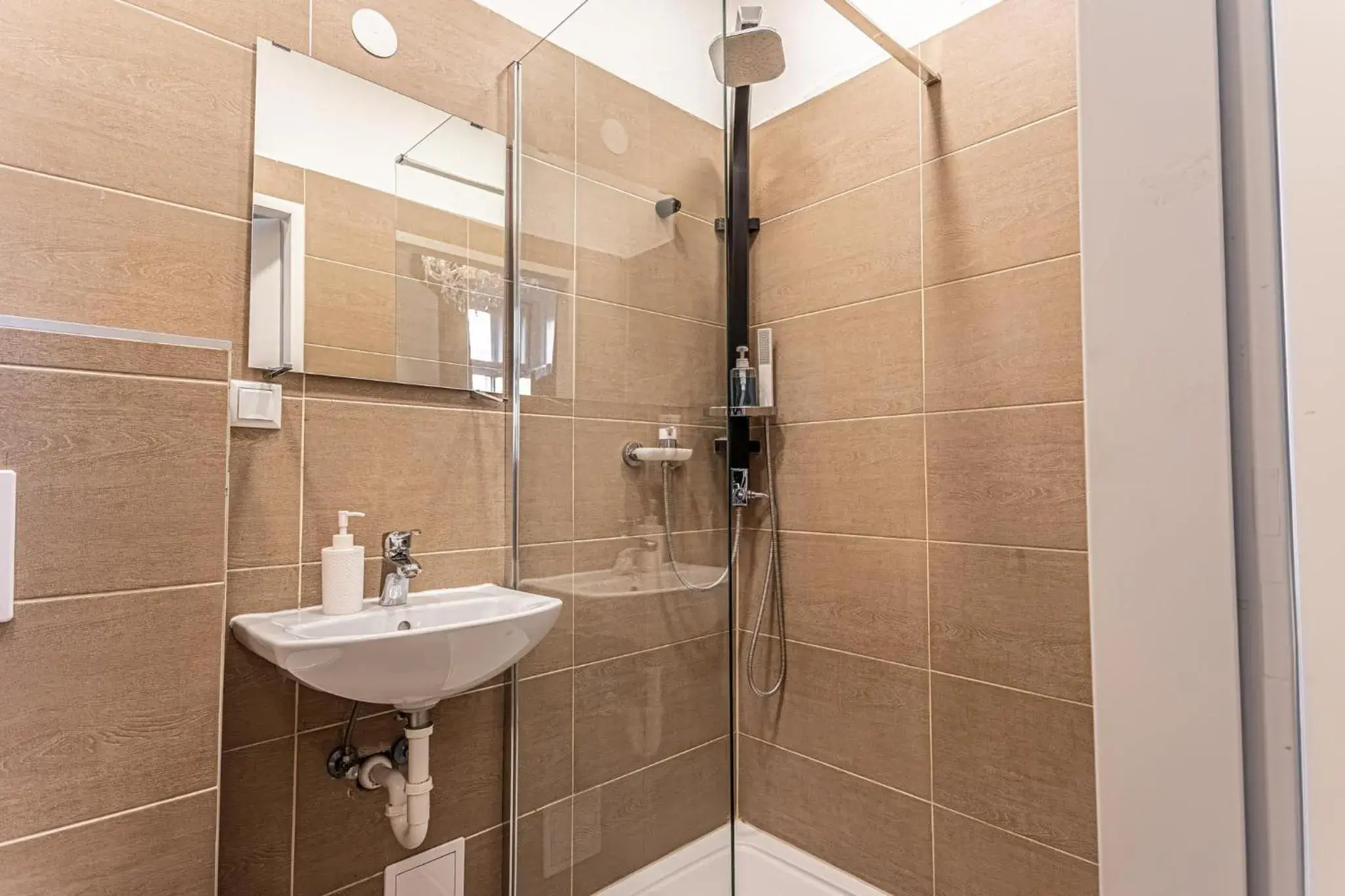 Standard Double Room with City View in Mariahilfer Boutique Rooms - Virtual Reception & Self-Checkin Standard Double Room with City View in Mariahilfer Boutique Rooms - Virtual Reception & Self-Checkin