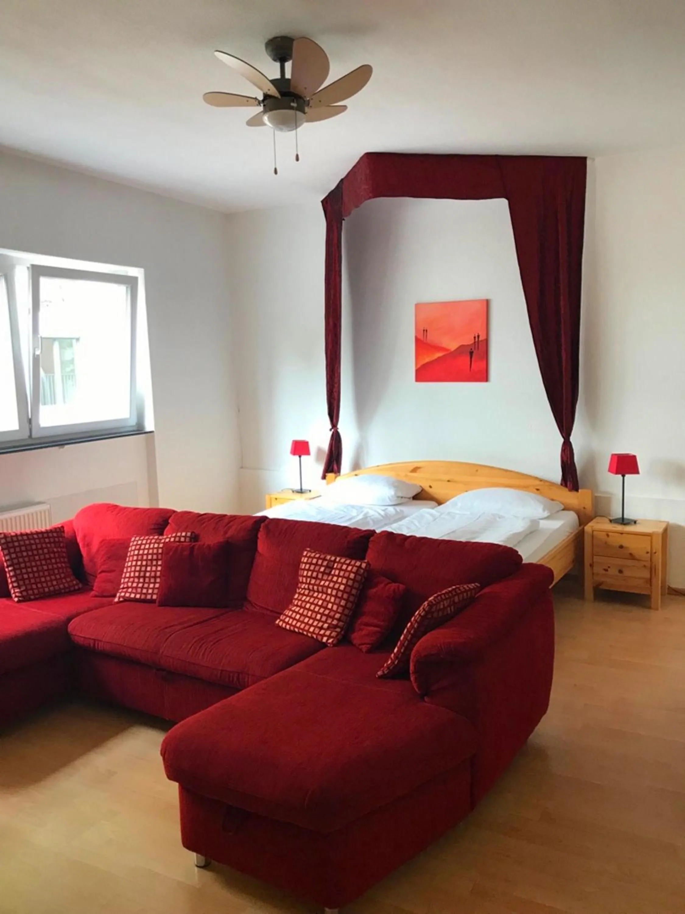 Bed in City-Hotel Kaiserhof