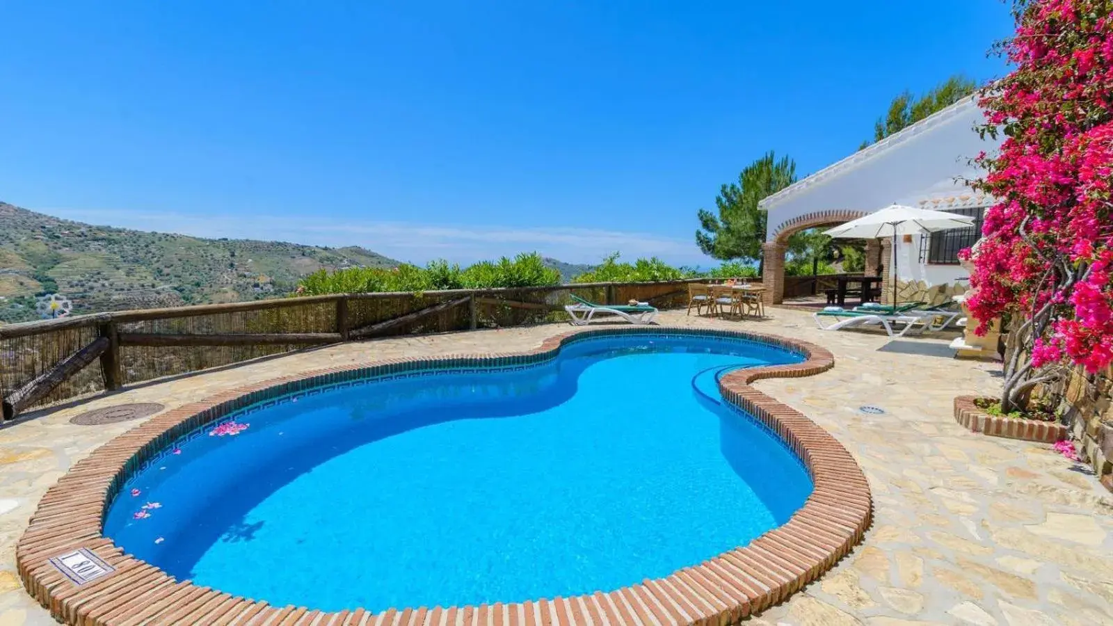 Finca Almencino Competa by Ruralidays Finca Almencino Competa by Ruralidays