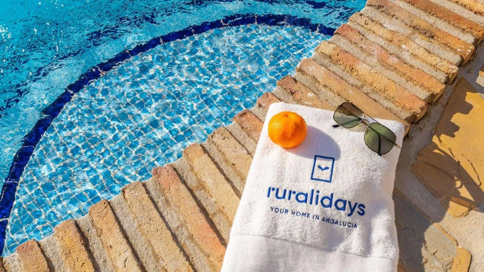 Finca Almencino Competa by Ruralidays