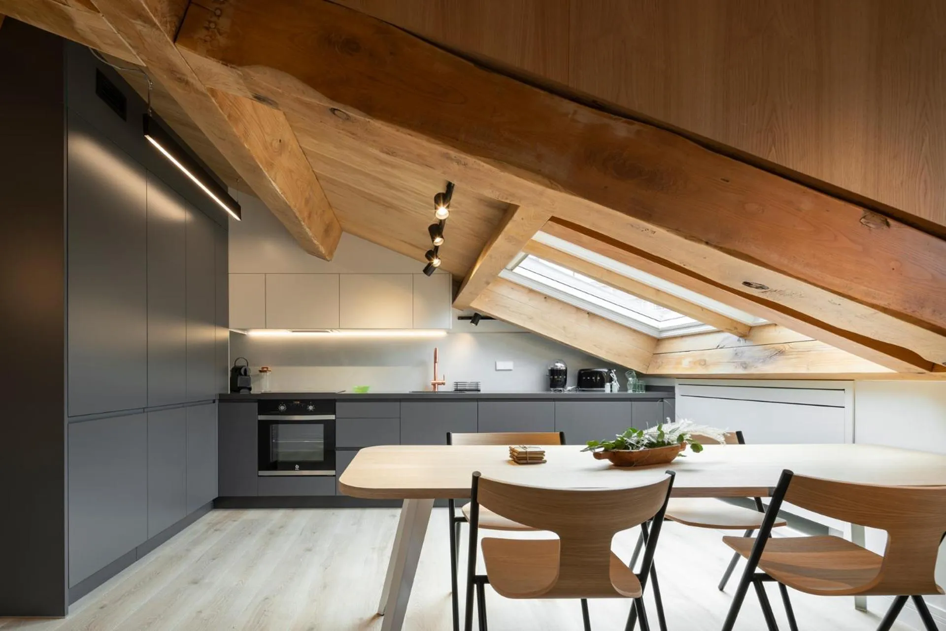 Kitchen or kitchenette in NORO Plaza