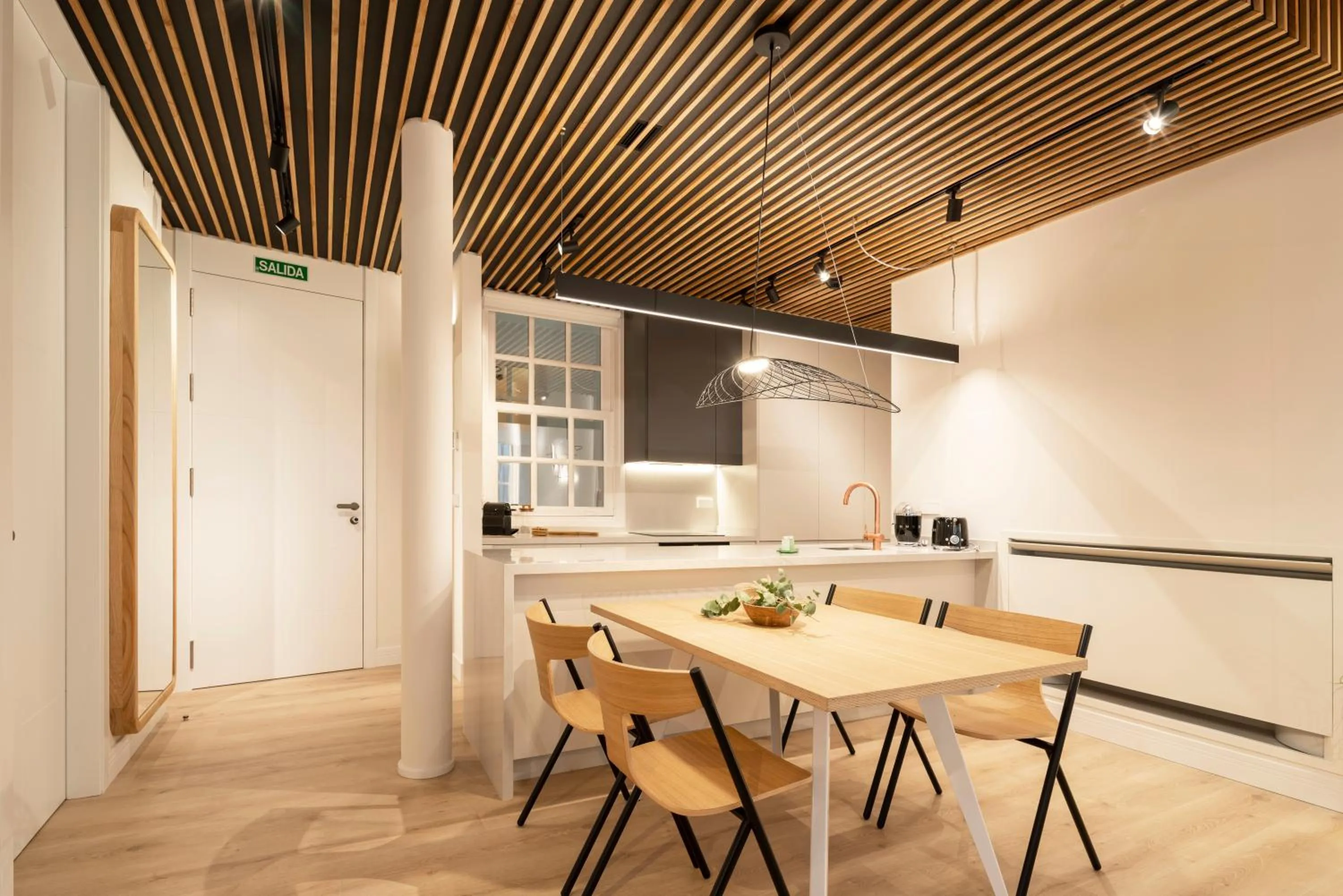 Dining area in NORO Plaza