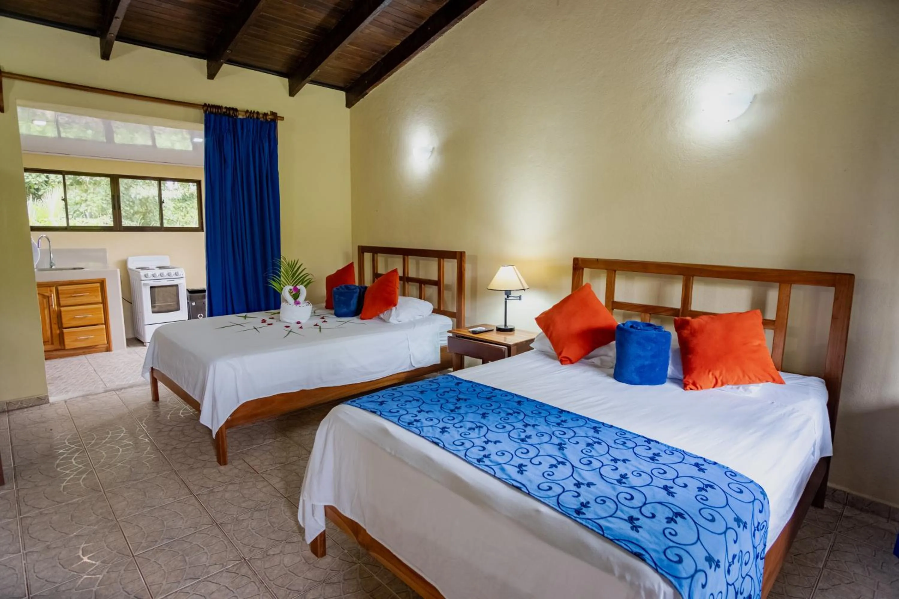 Bedroom, Bed in Confort Arenal