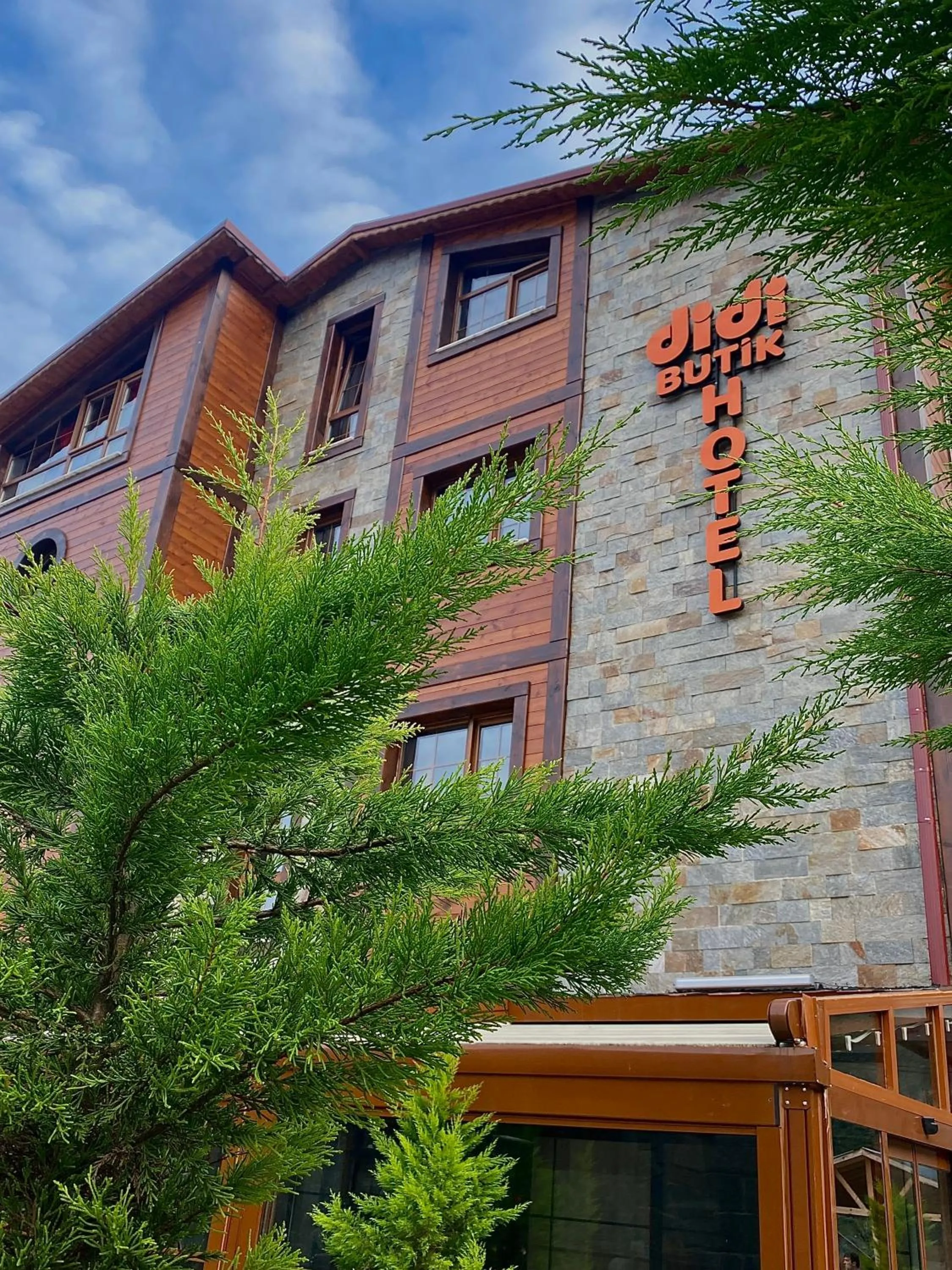 Property building in River Didi Otel