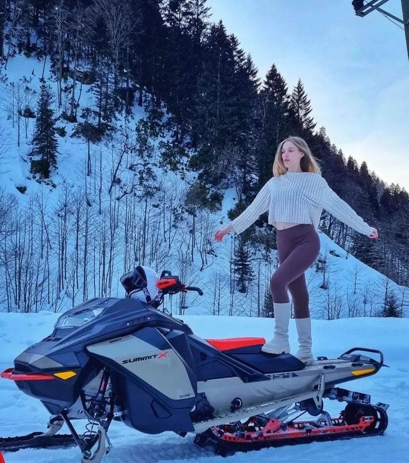 People in River Didi Otel