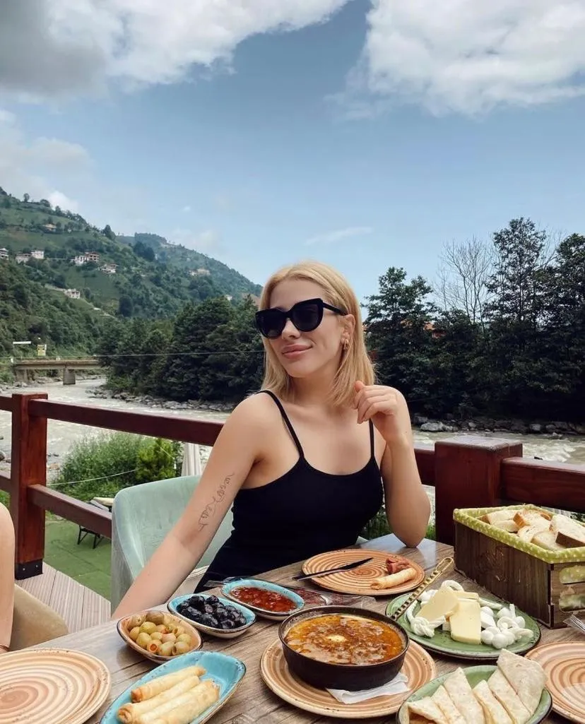 People in River Didi Otel