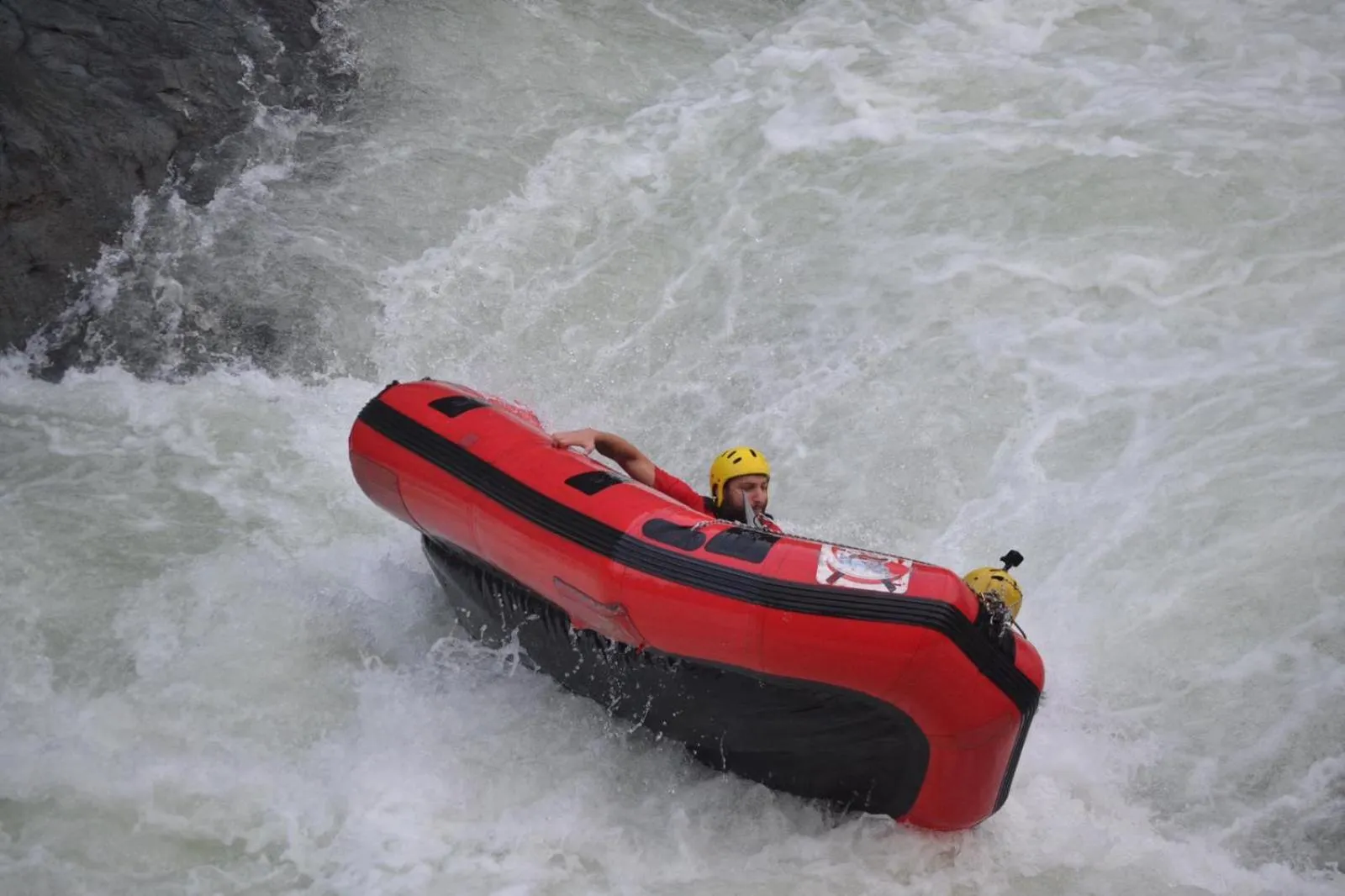 People in River Didi Otel