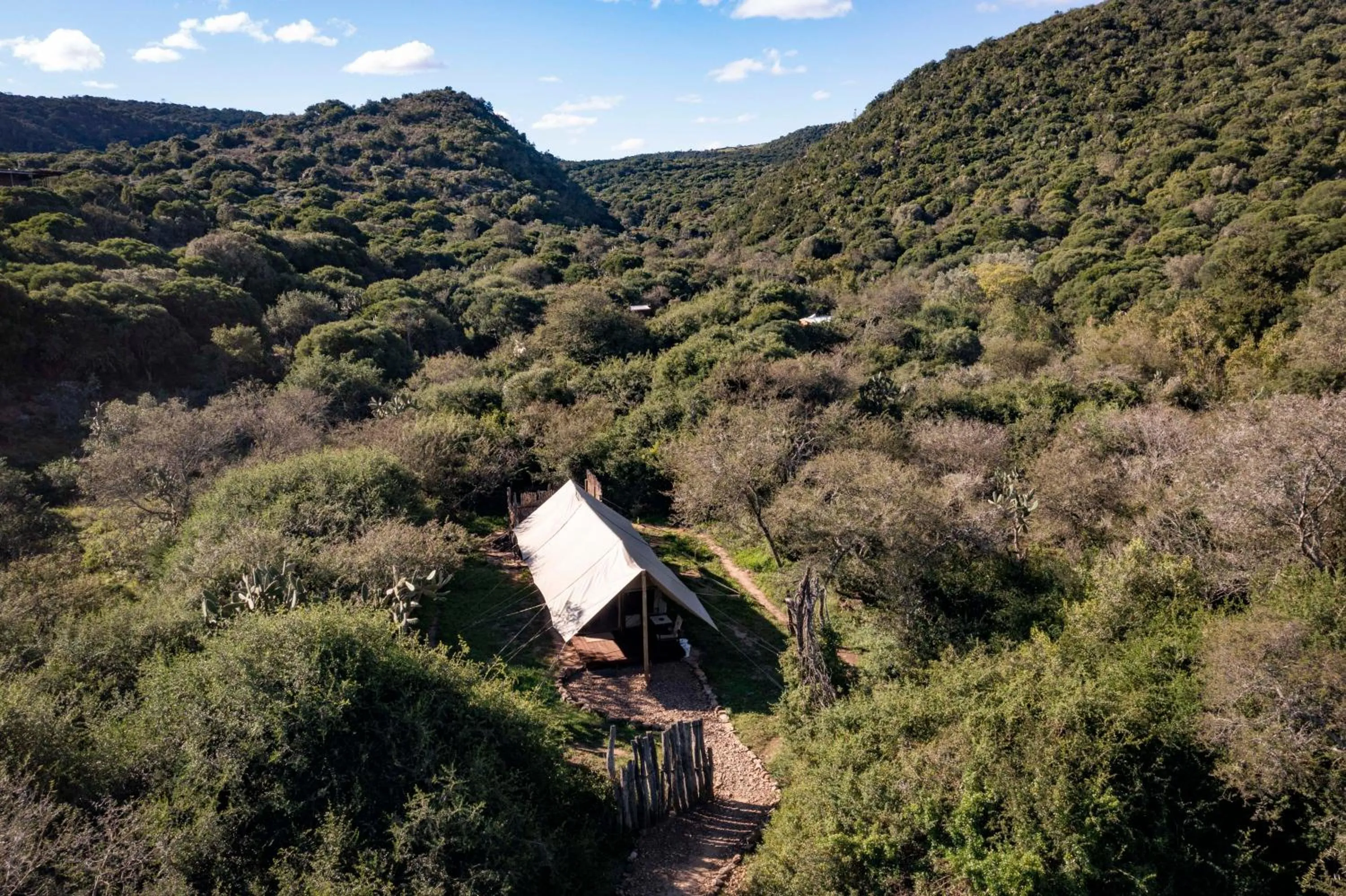 Property building in Quatermain's 1920's Safari Camp – Amakhala Game Reserve