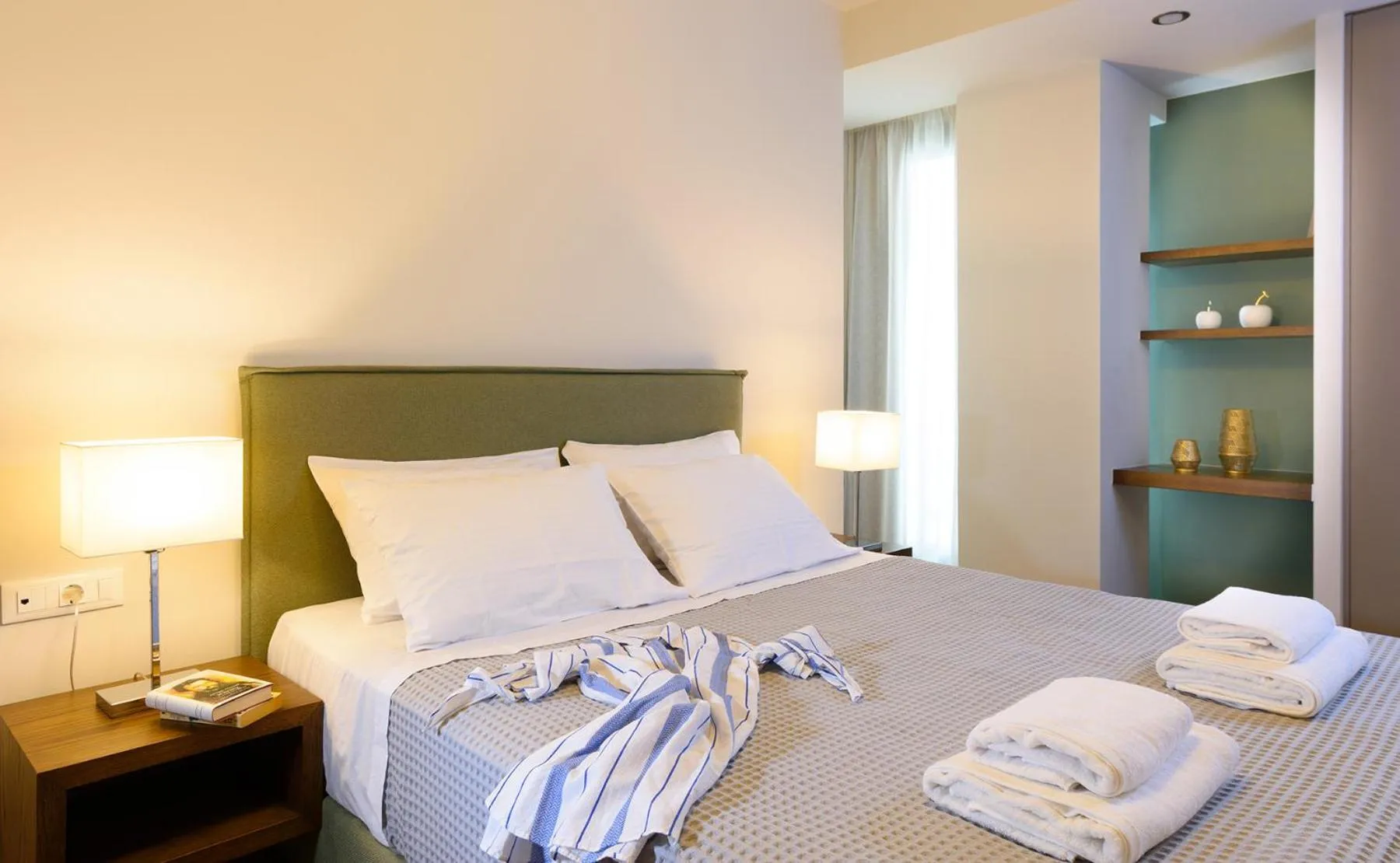 Bedroom, Bed in Elounda Colour Apartments